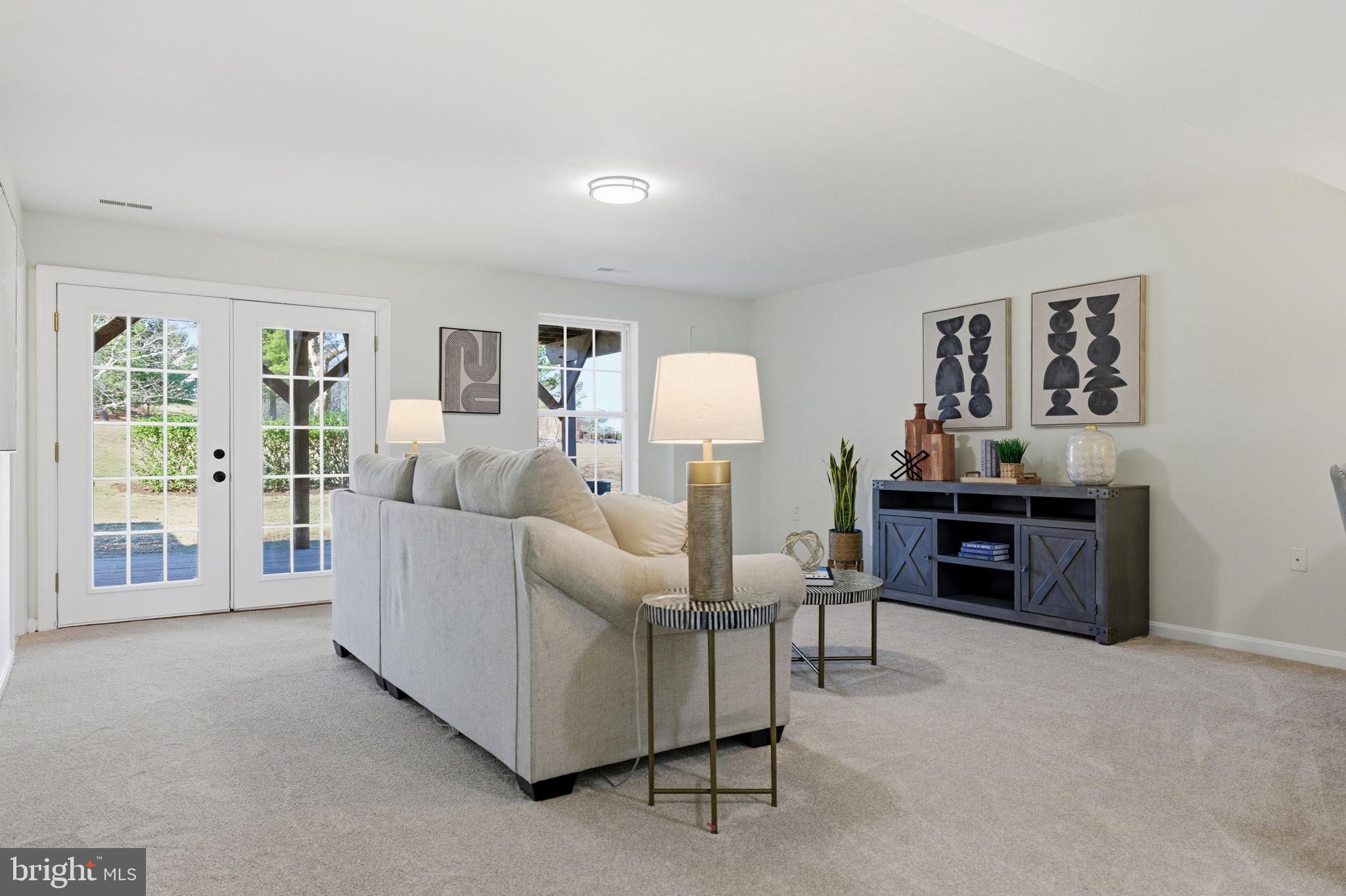 TAVISTOCK FARMS - Residential