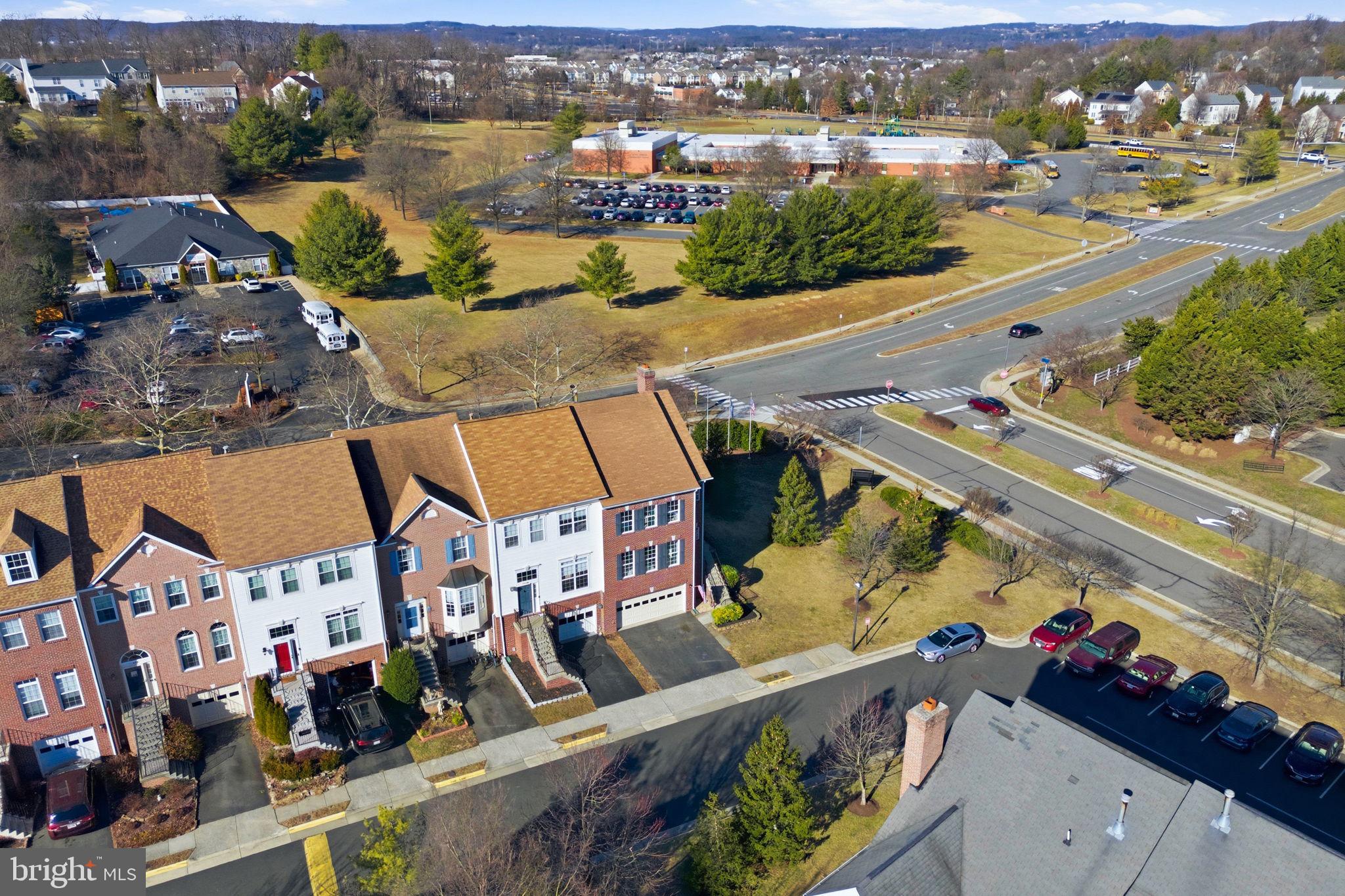 TAVISTOCK FARMS - Residential