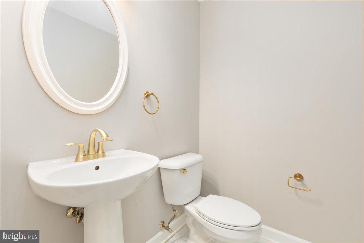 COUNTRY CREEK - Residential