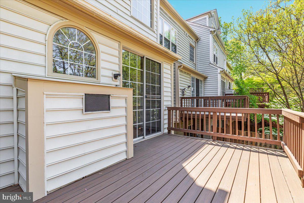 COUNTRY CREEK - Residential