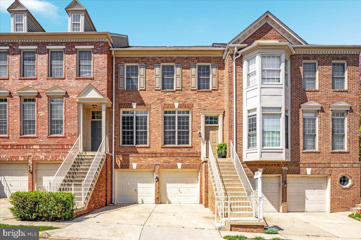 COUNTRY CREEK - Residential