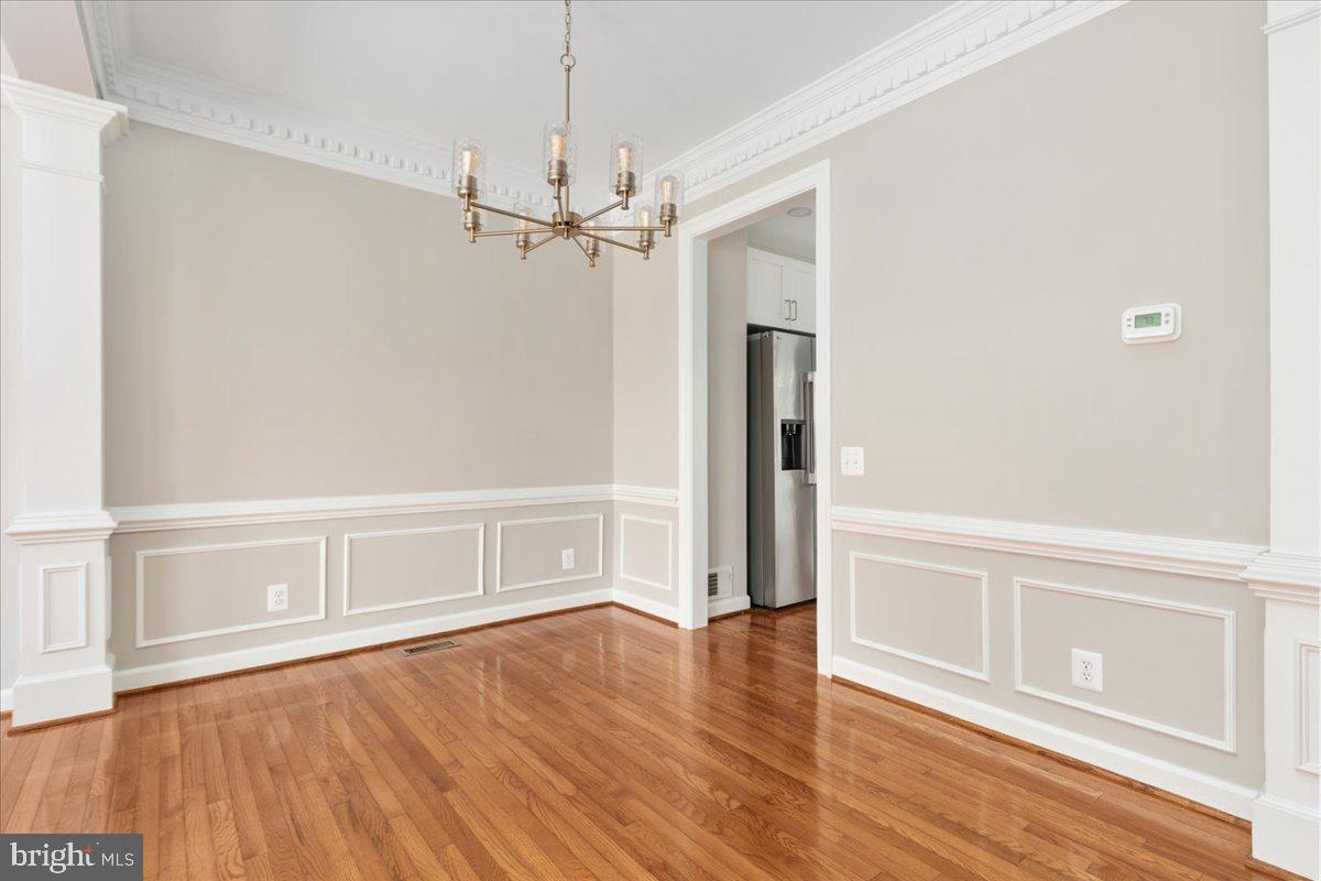 COUNTRY CREEK - Residential