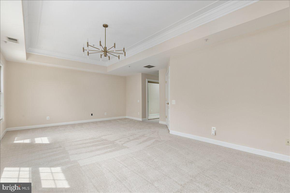 COUNTRY CREEK - Residential