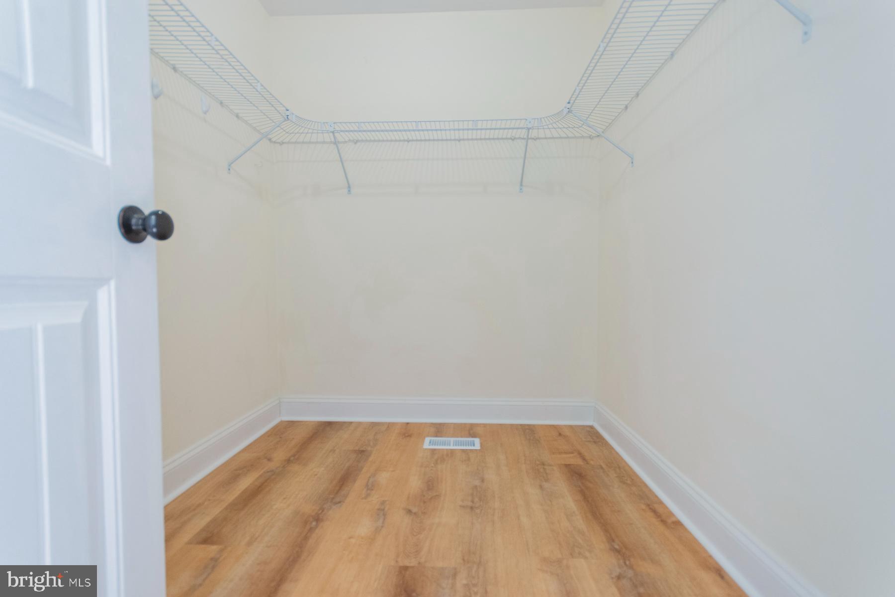 GLENN MEADOWS - Residential