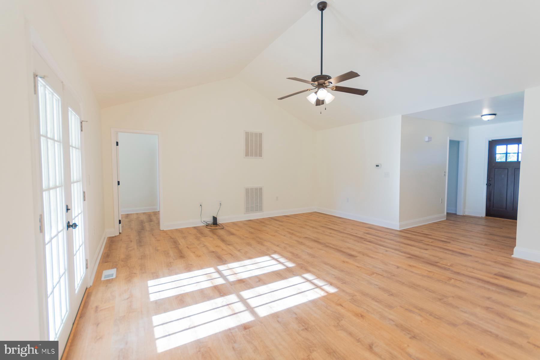 GLENN MEADOWS - Residential