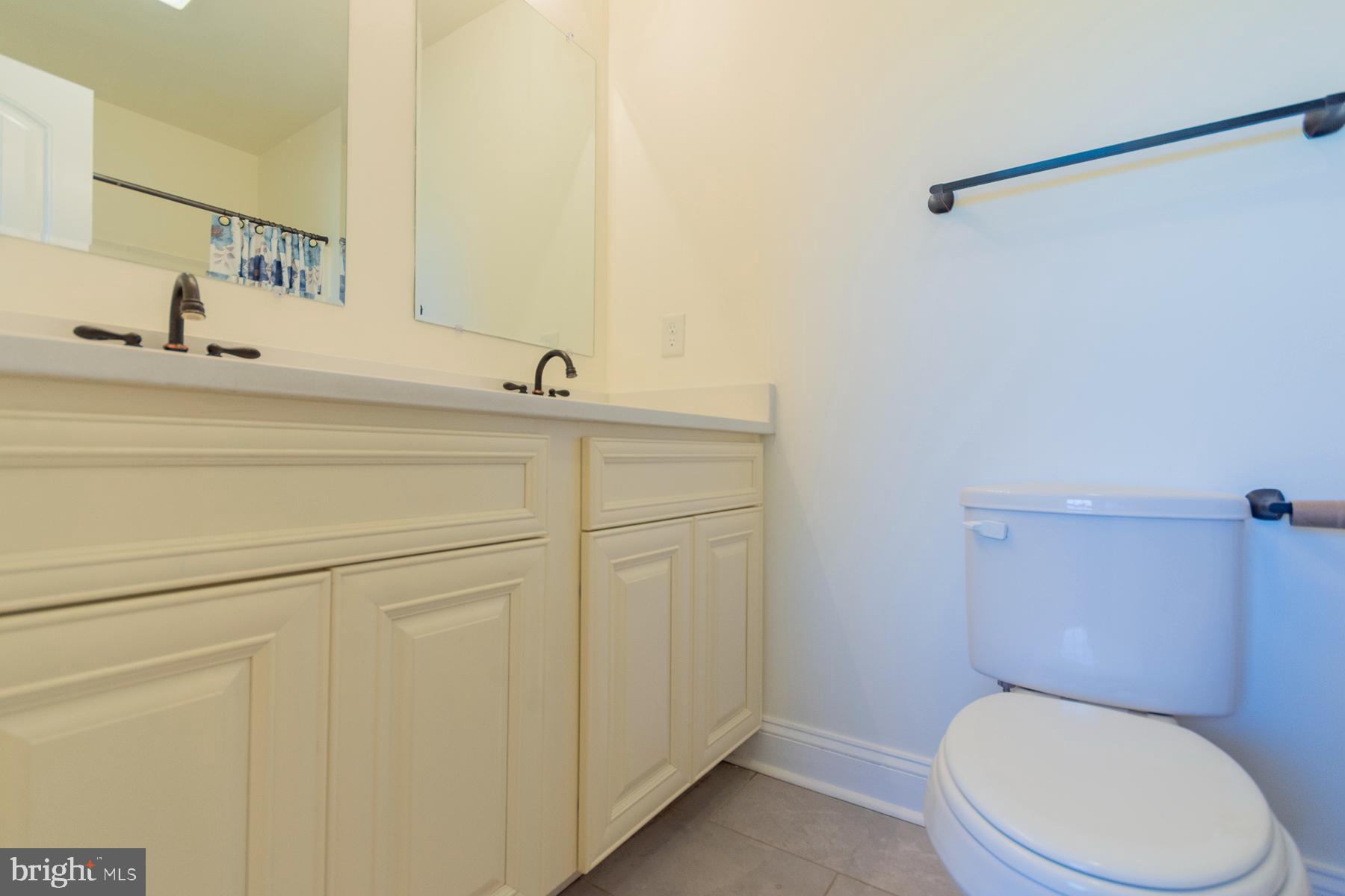 GLENN MEADOWS - Residential