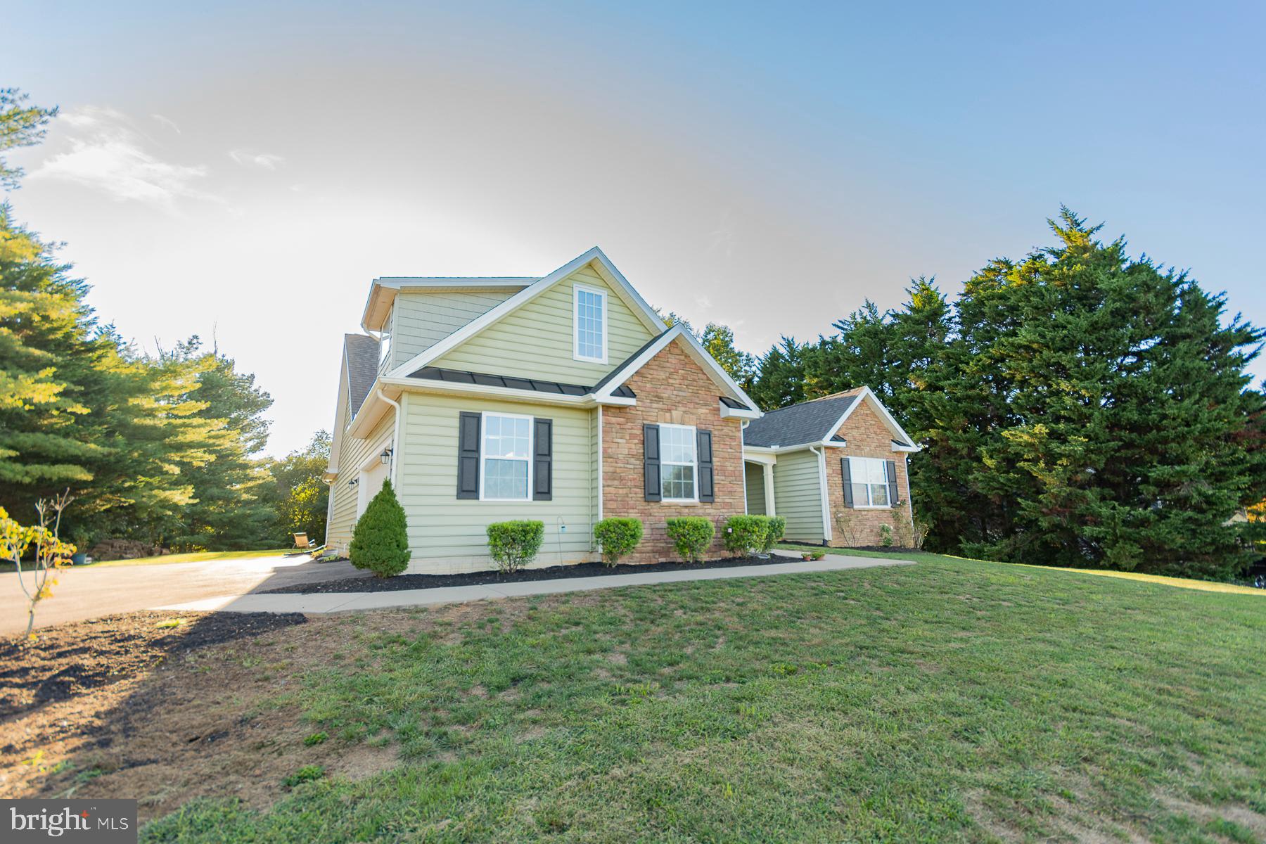 GLENN MEADOWS - Residential