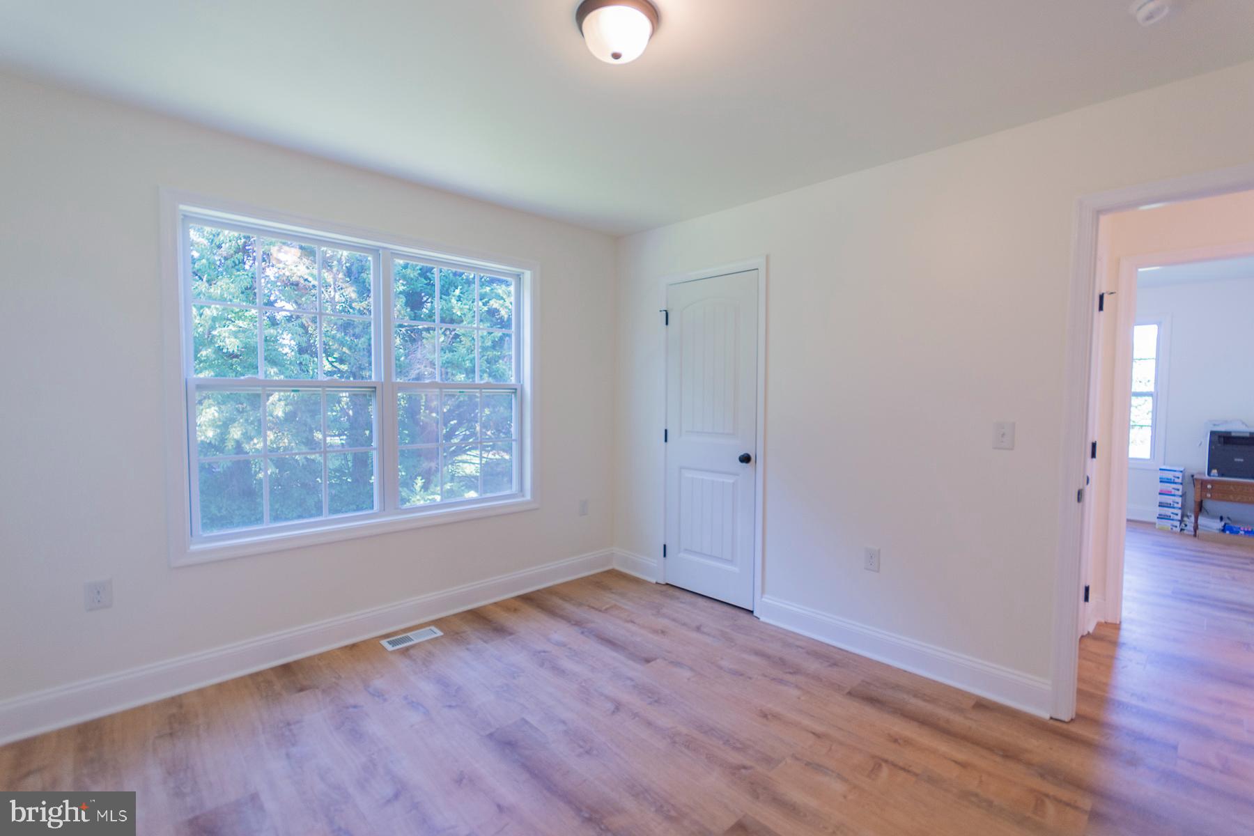 GLENN MEADOWS - Residential