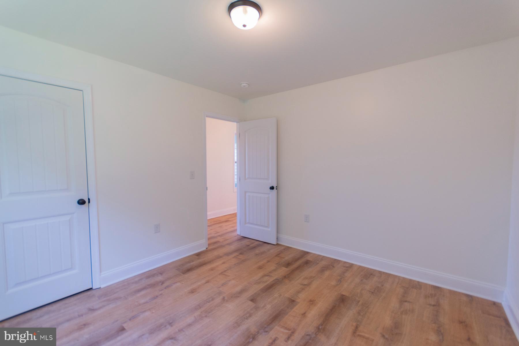 GLENN MEADOWS - Residential