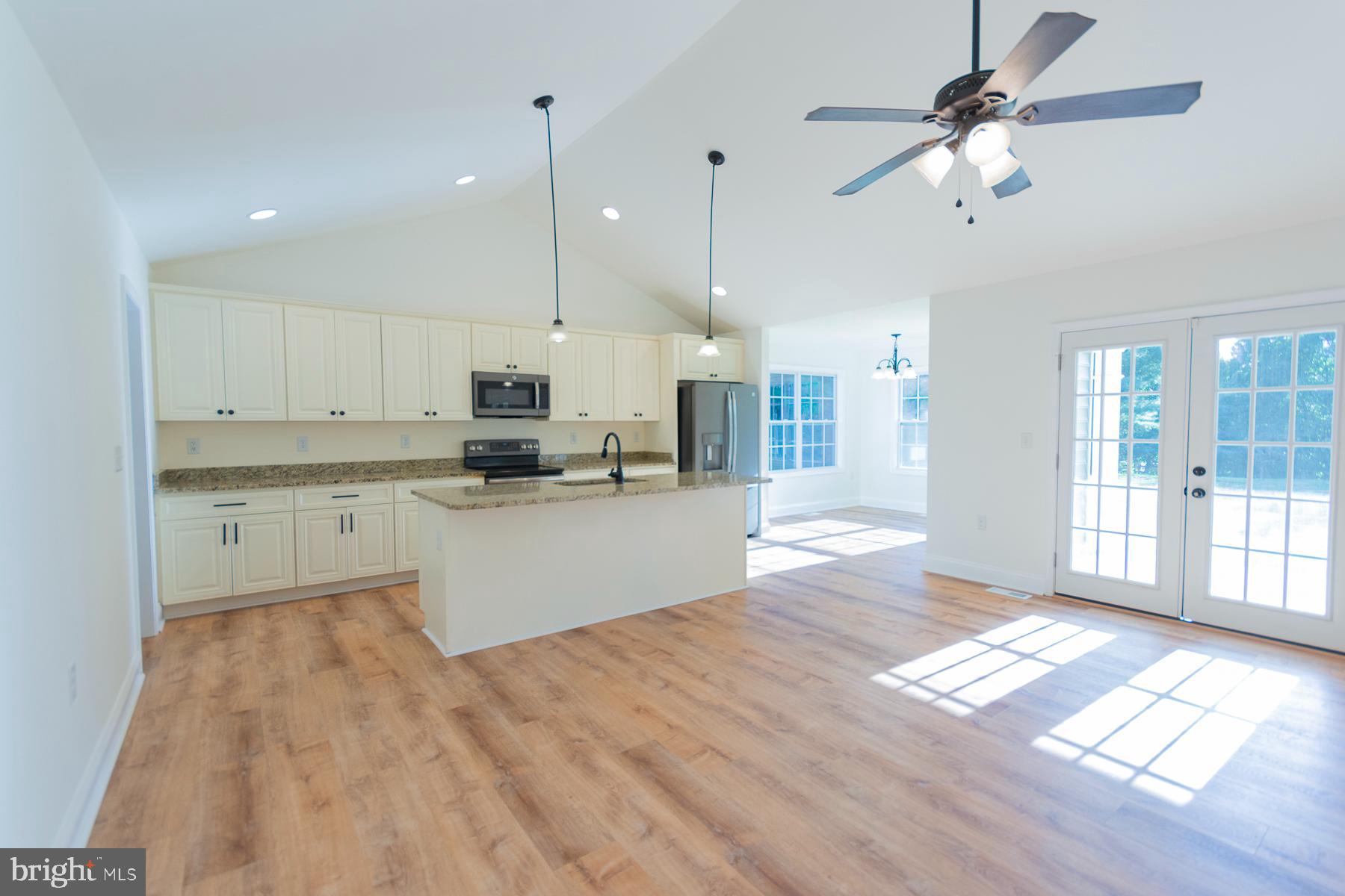 GLENN MEADOWS - Residential