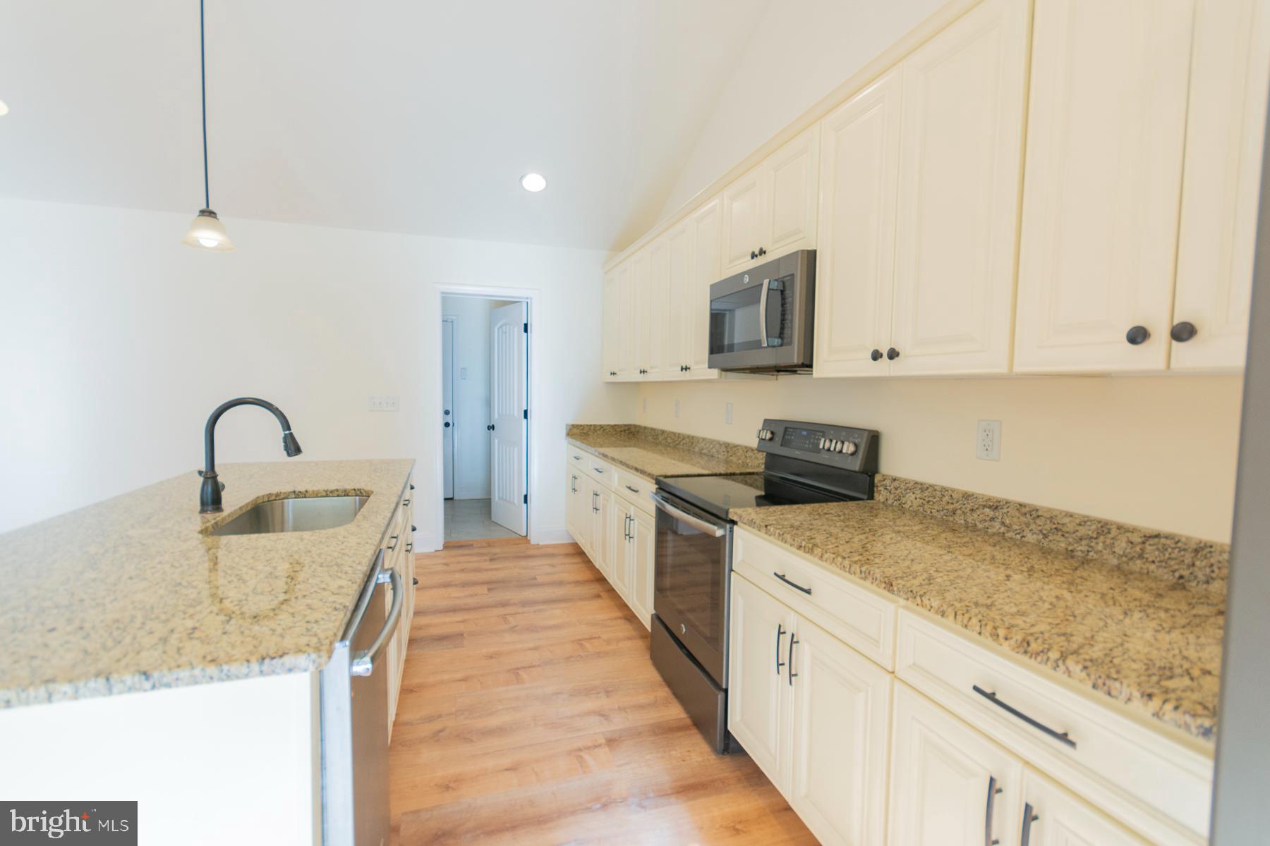 GLENN MEADOWS - Residential