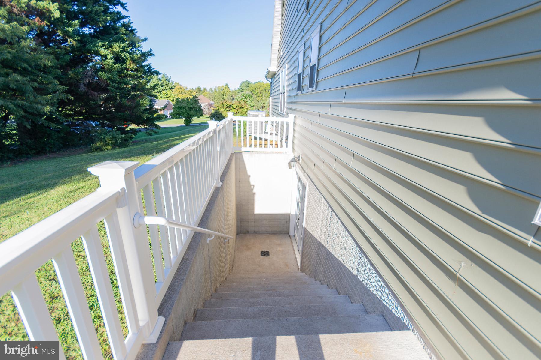 GLENN MEADOWS - Residential