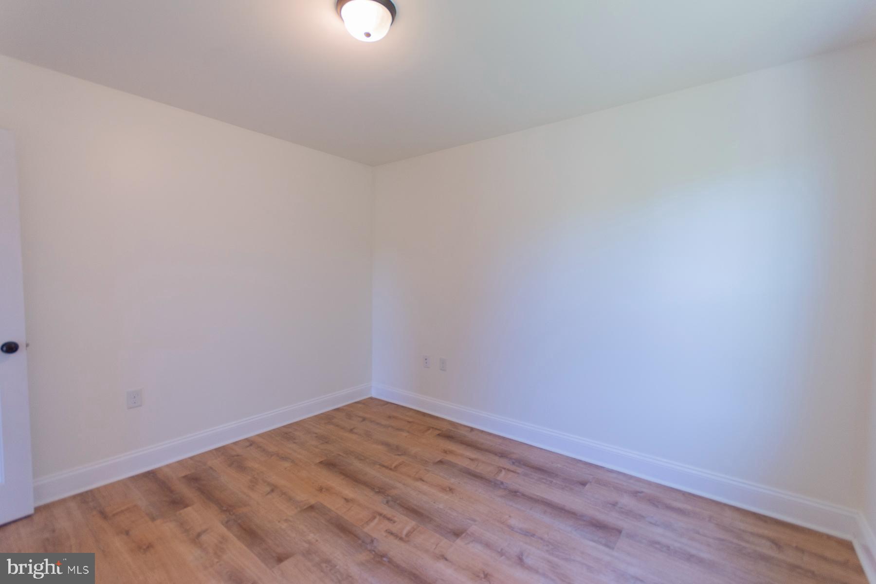 GLENN MEADOWS - Residential