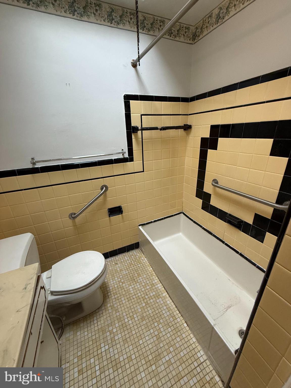 LANSDOWNE PARK - Residential