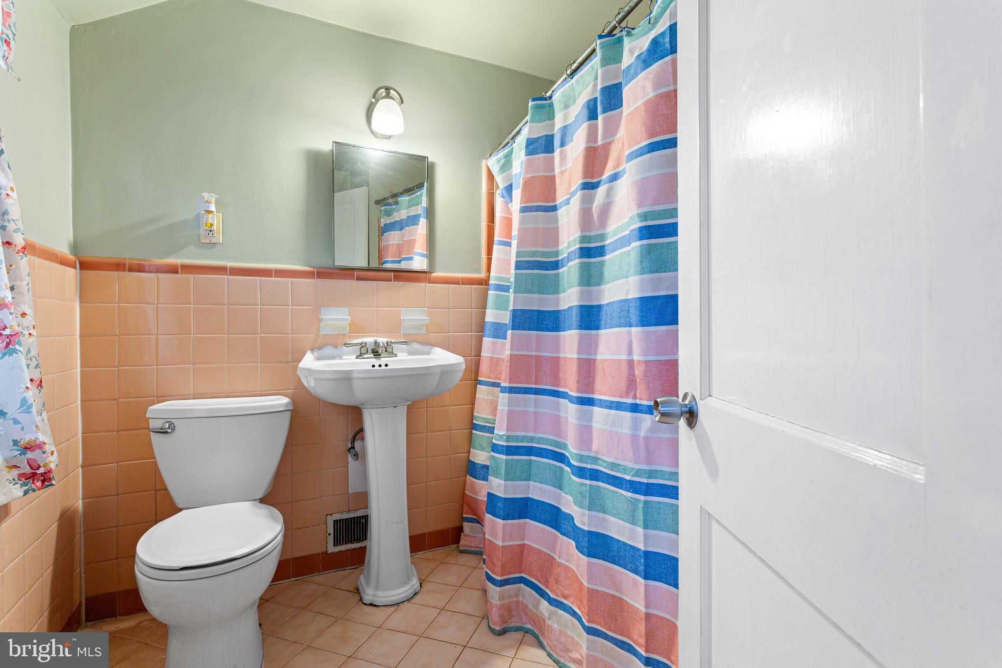 DREXEL HILL - Residential