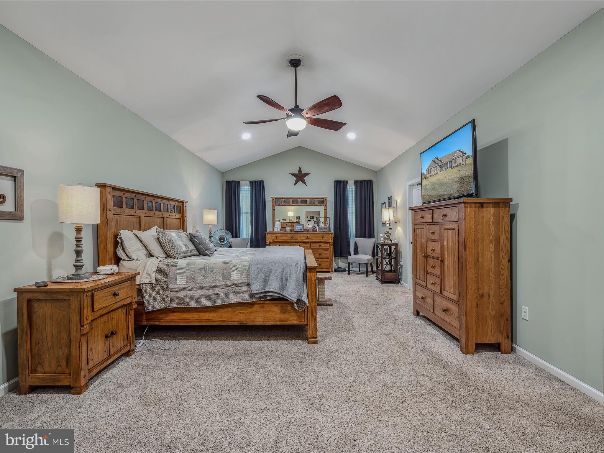 CROSSINGS ON THE POTOMAC - Residential