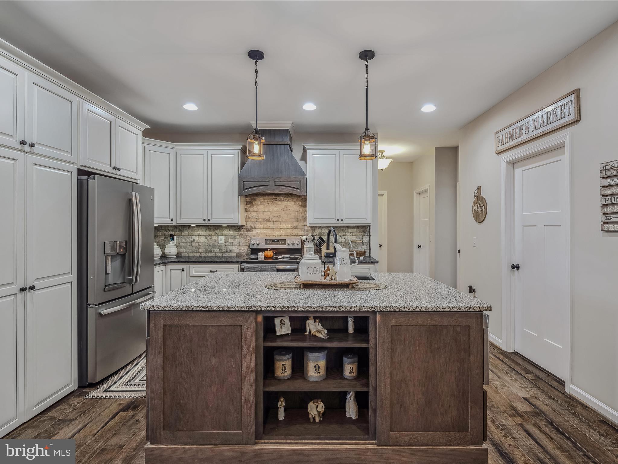 CROSSINGS ON THE POTOMAC - Residential