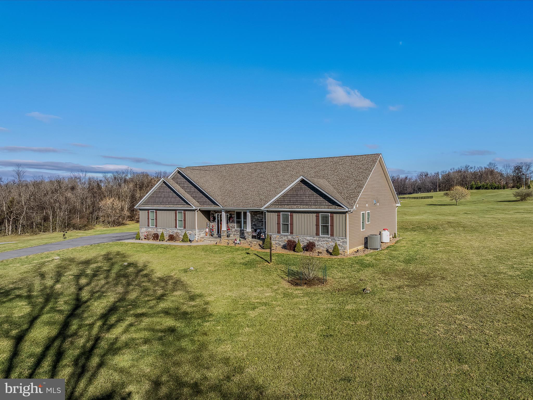 CROSSINGS ON THE POTOMAC - Residential