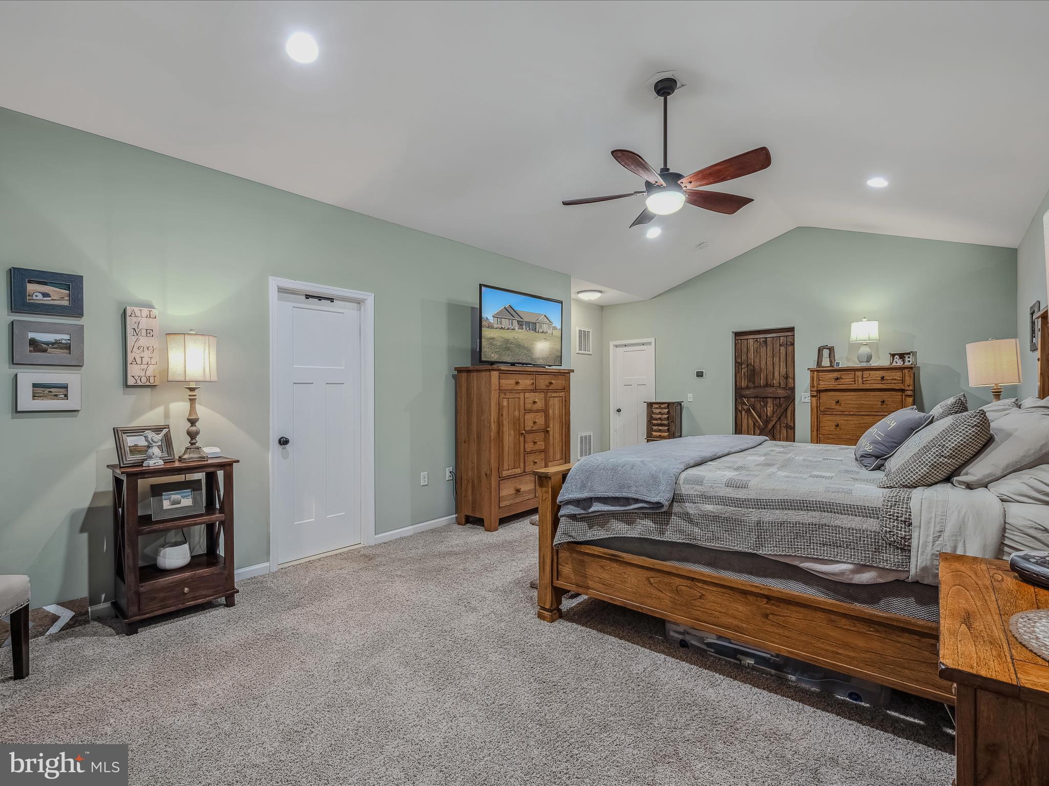 CROSSINGS ON THE POTOMAC - Residential