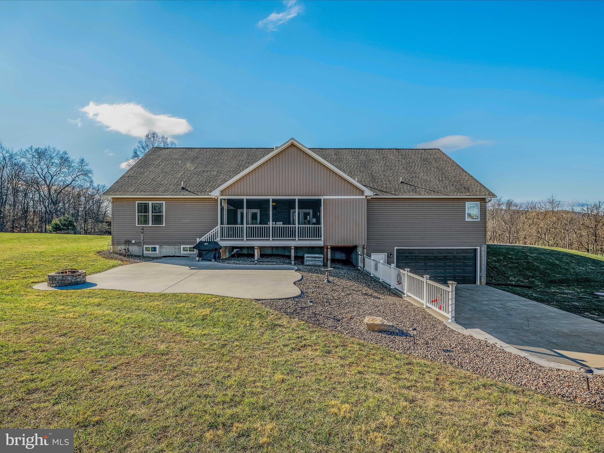 CROSSINGS ON THE POTOMAC - Residential