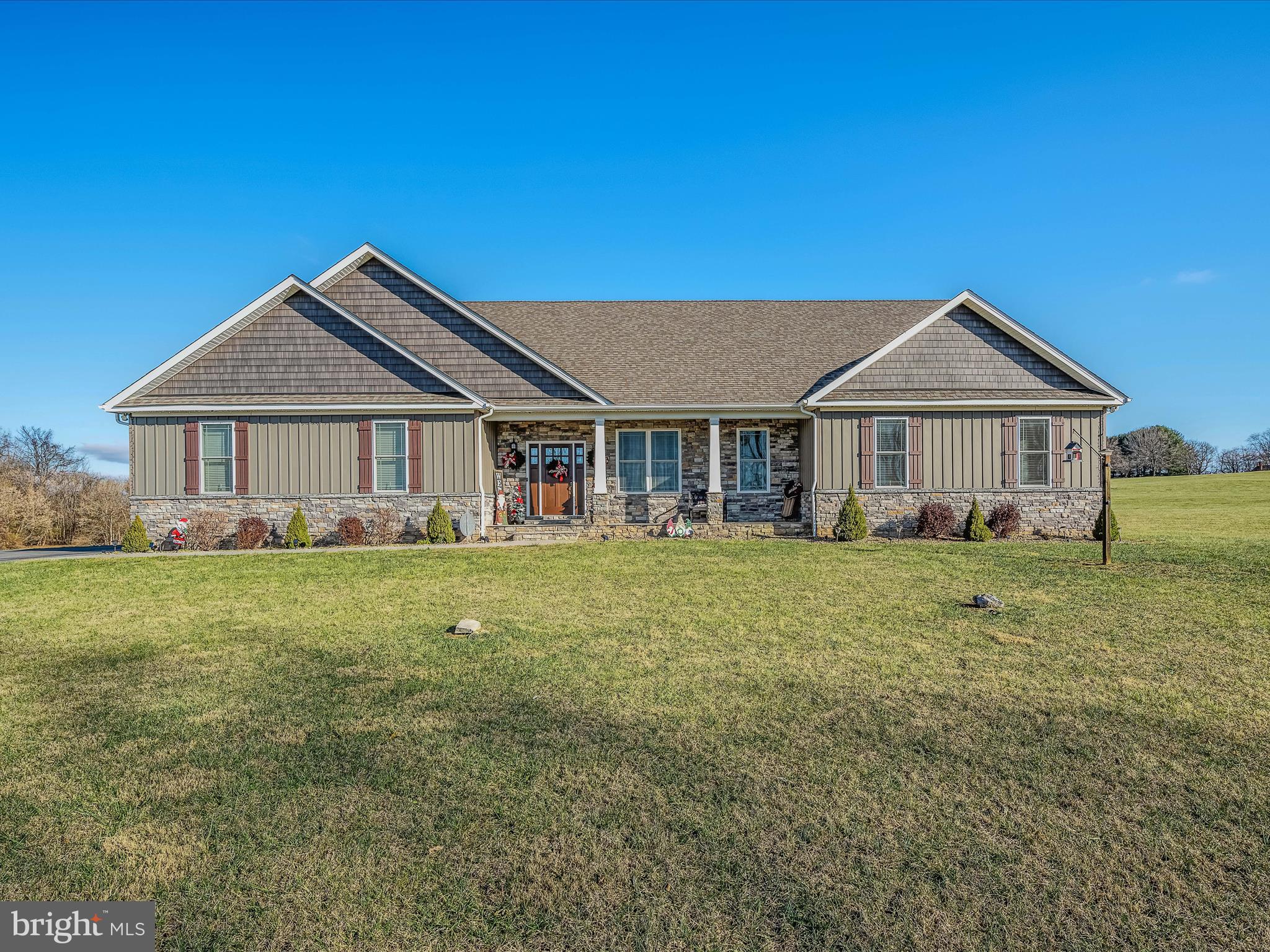 CROSSINGS ON THE POTOMAC - Residential