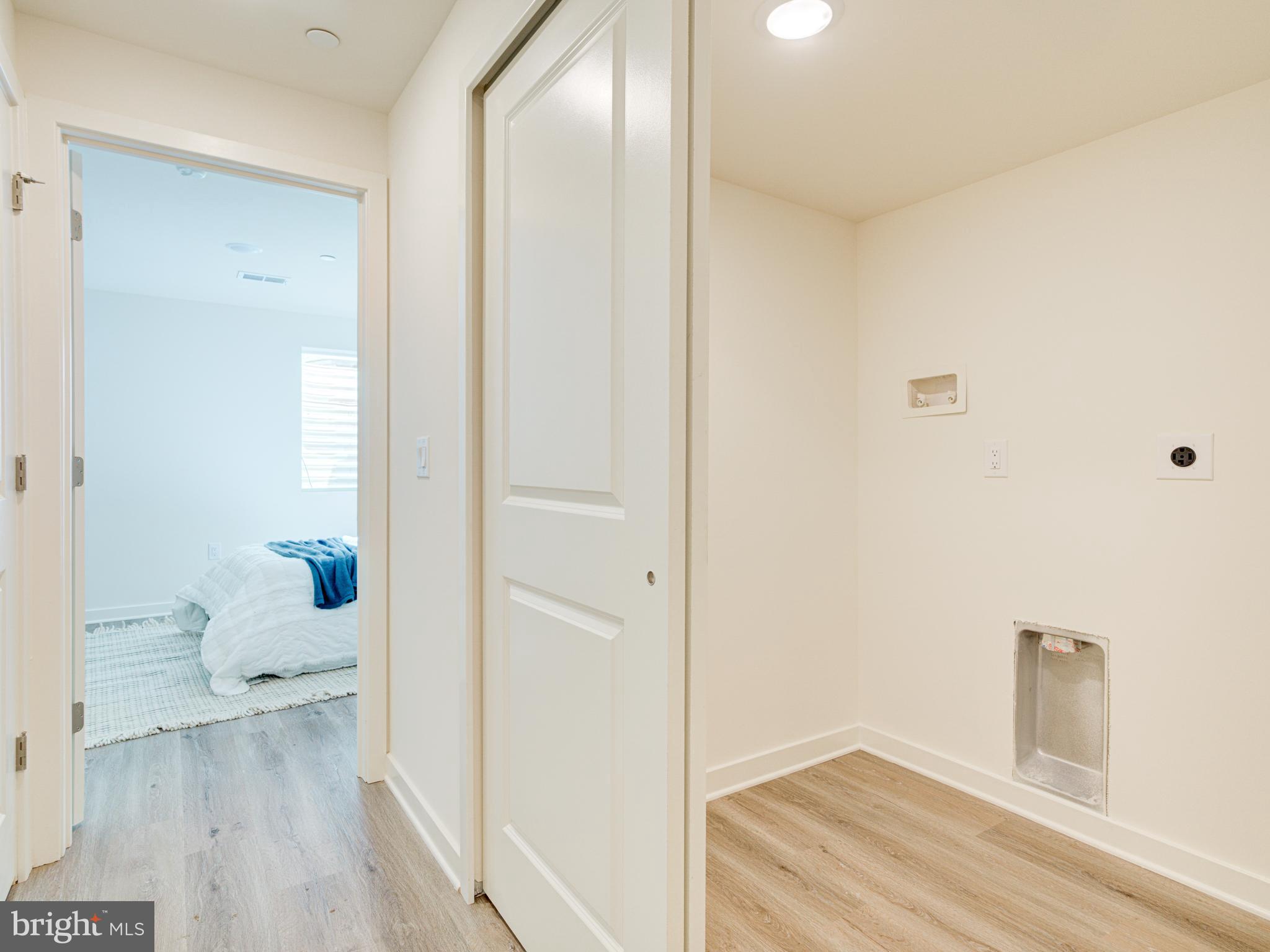 PORT RICHMOND - Residential