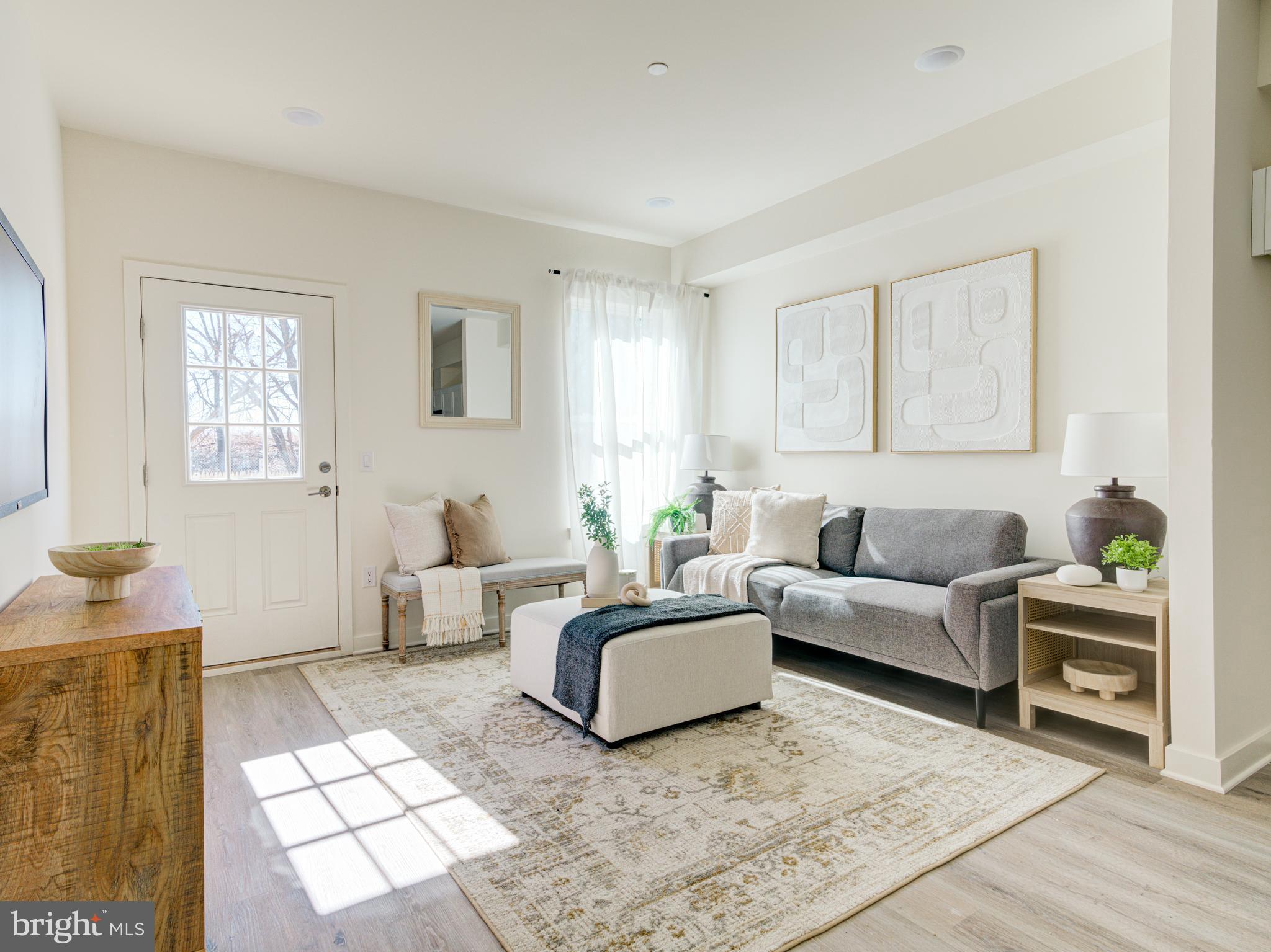 3021 MARTHA ST