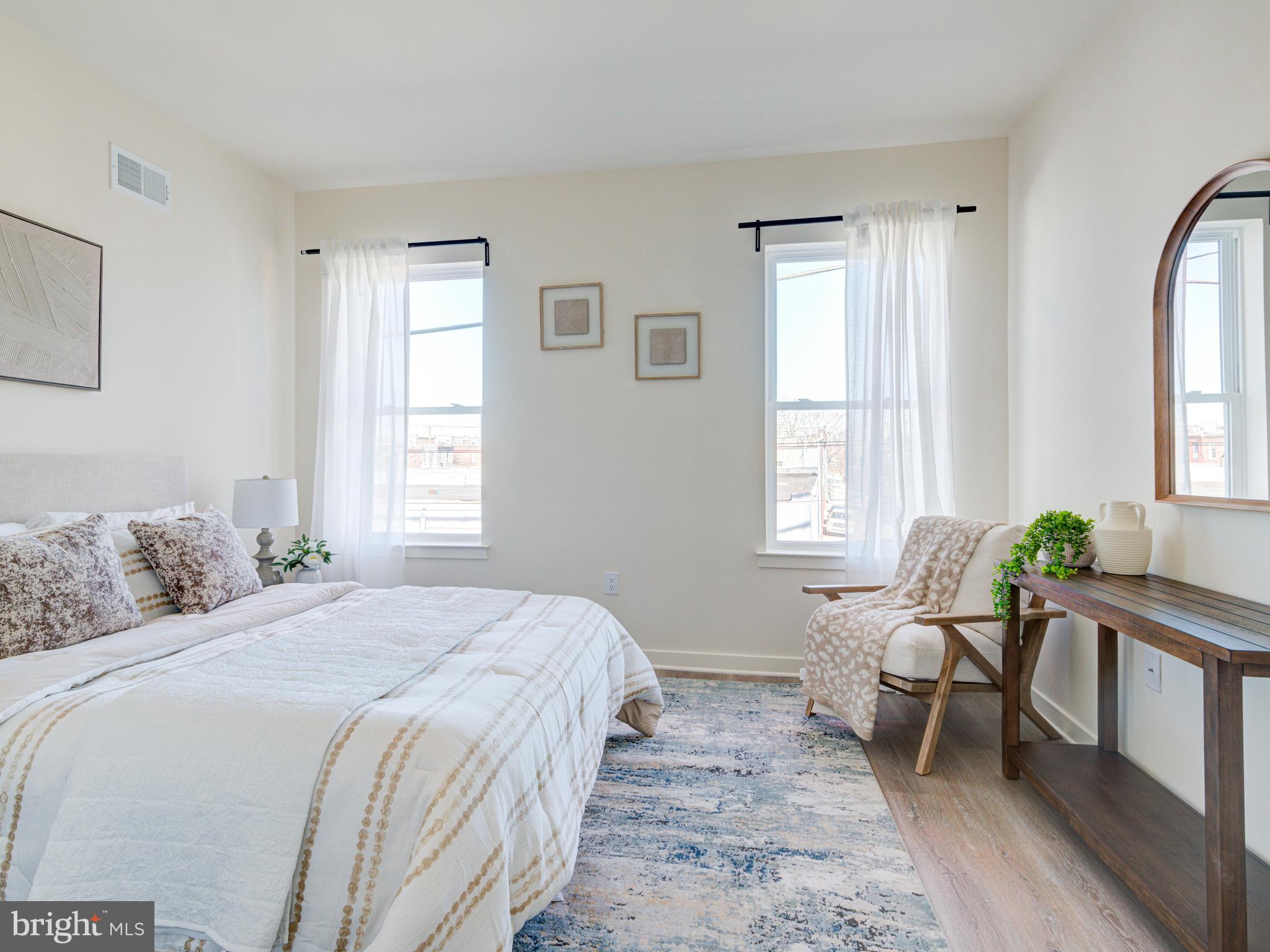 PORT RICHMOND - Residential