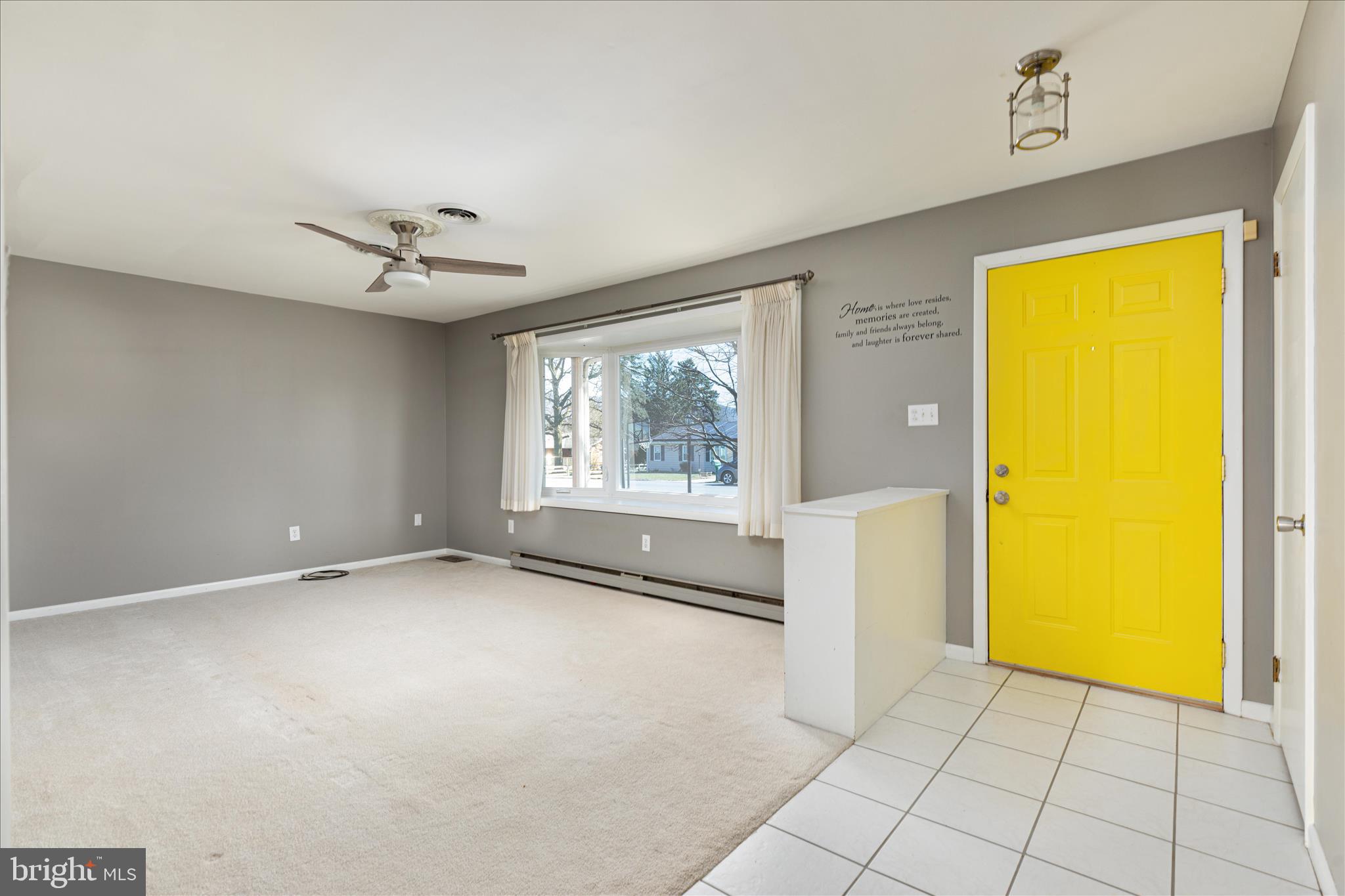 HOLIDAY ACRES - Residential