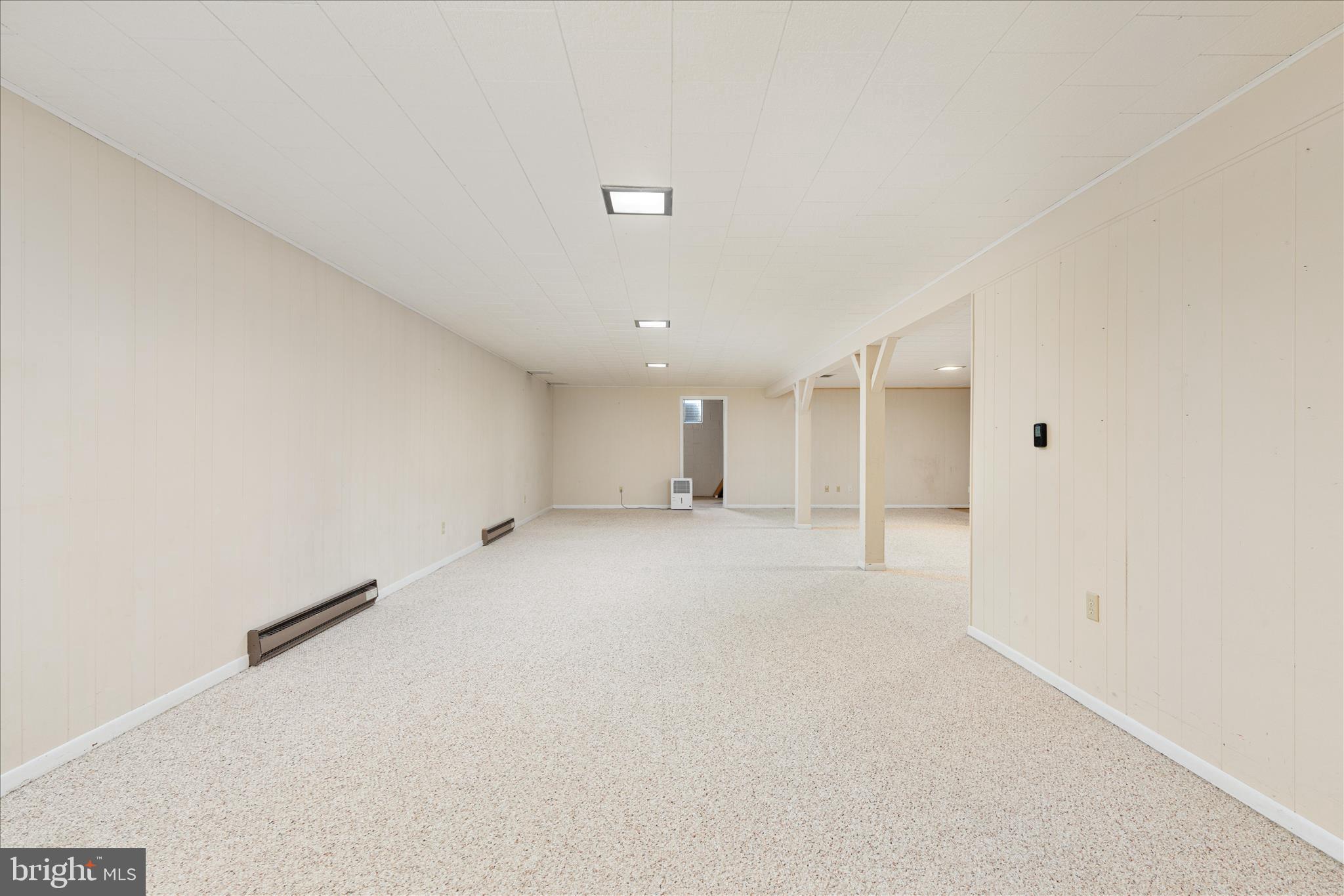 HOLIDAY ACRES - Residential