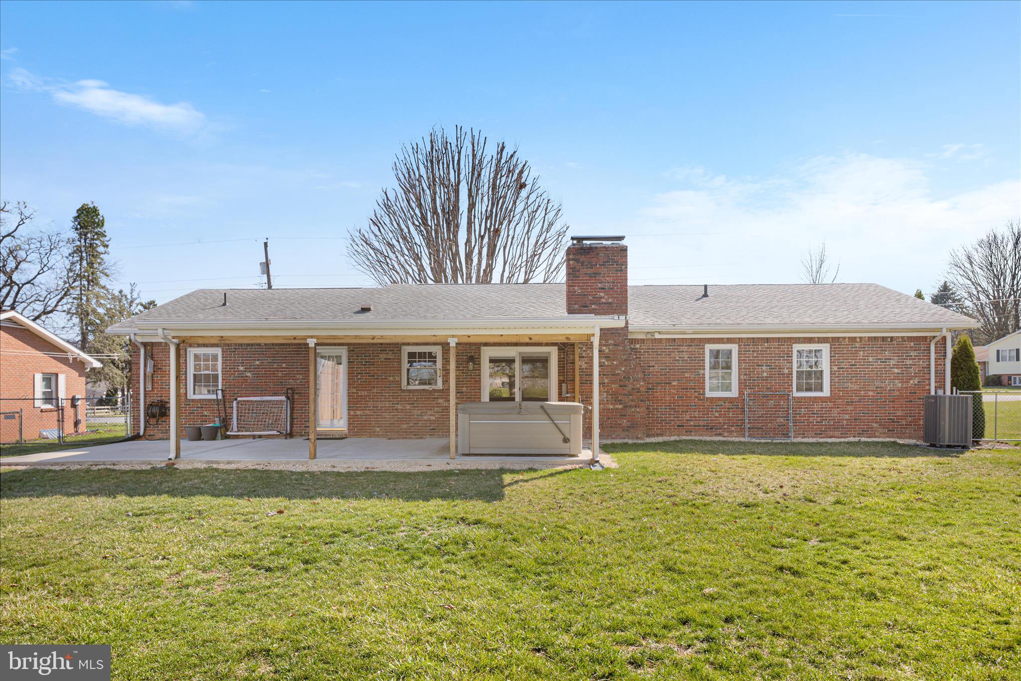 HOLIDAY ACRES - Residential