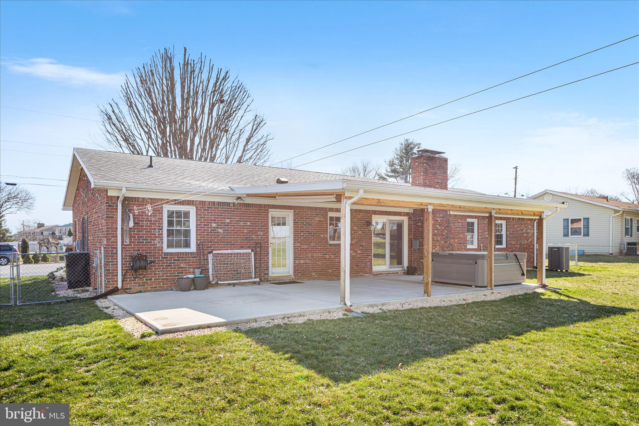 HOLIDAY ACRES - Residential