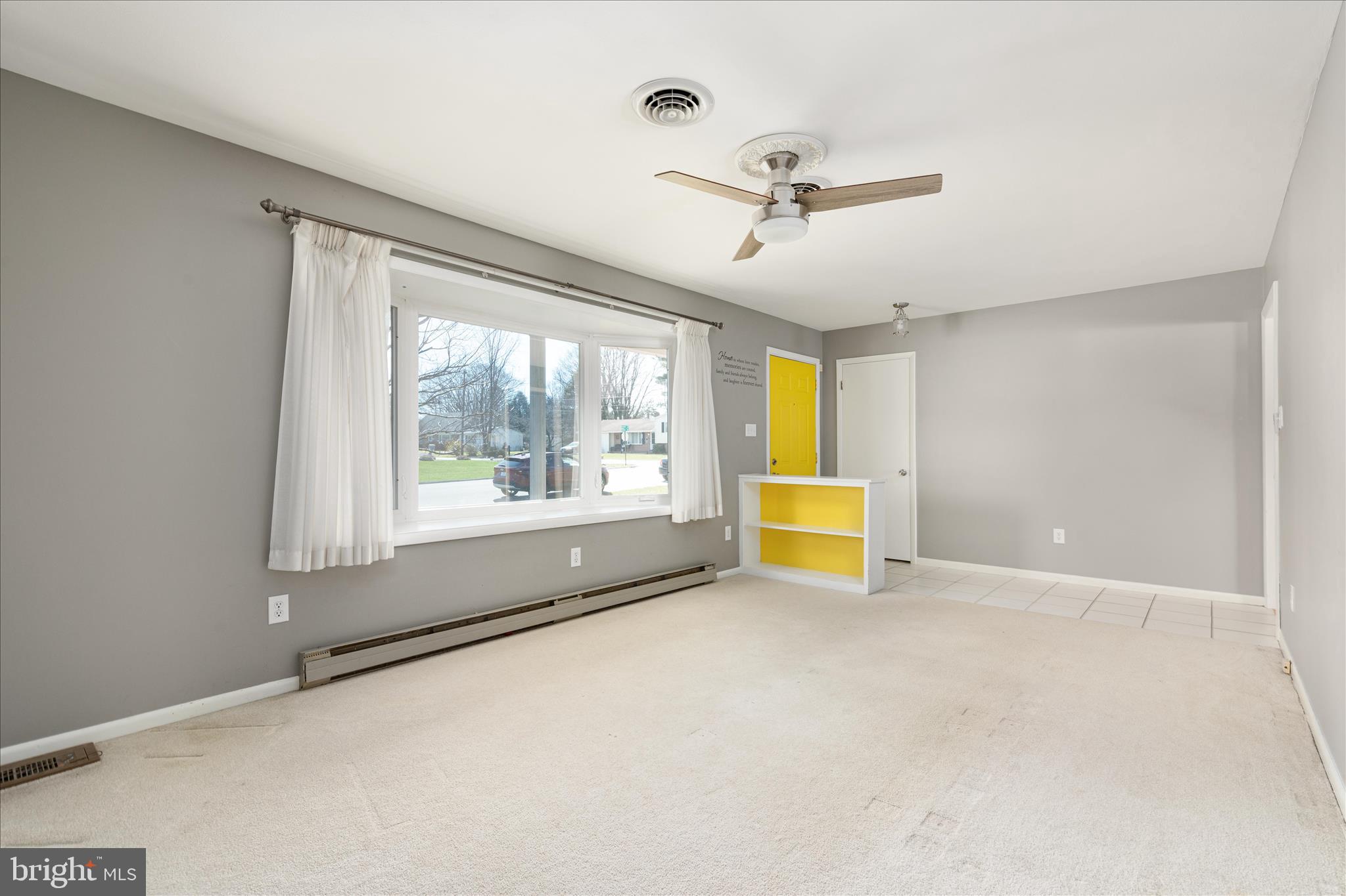 HOLIDAY ACRES - Residential