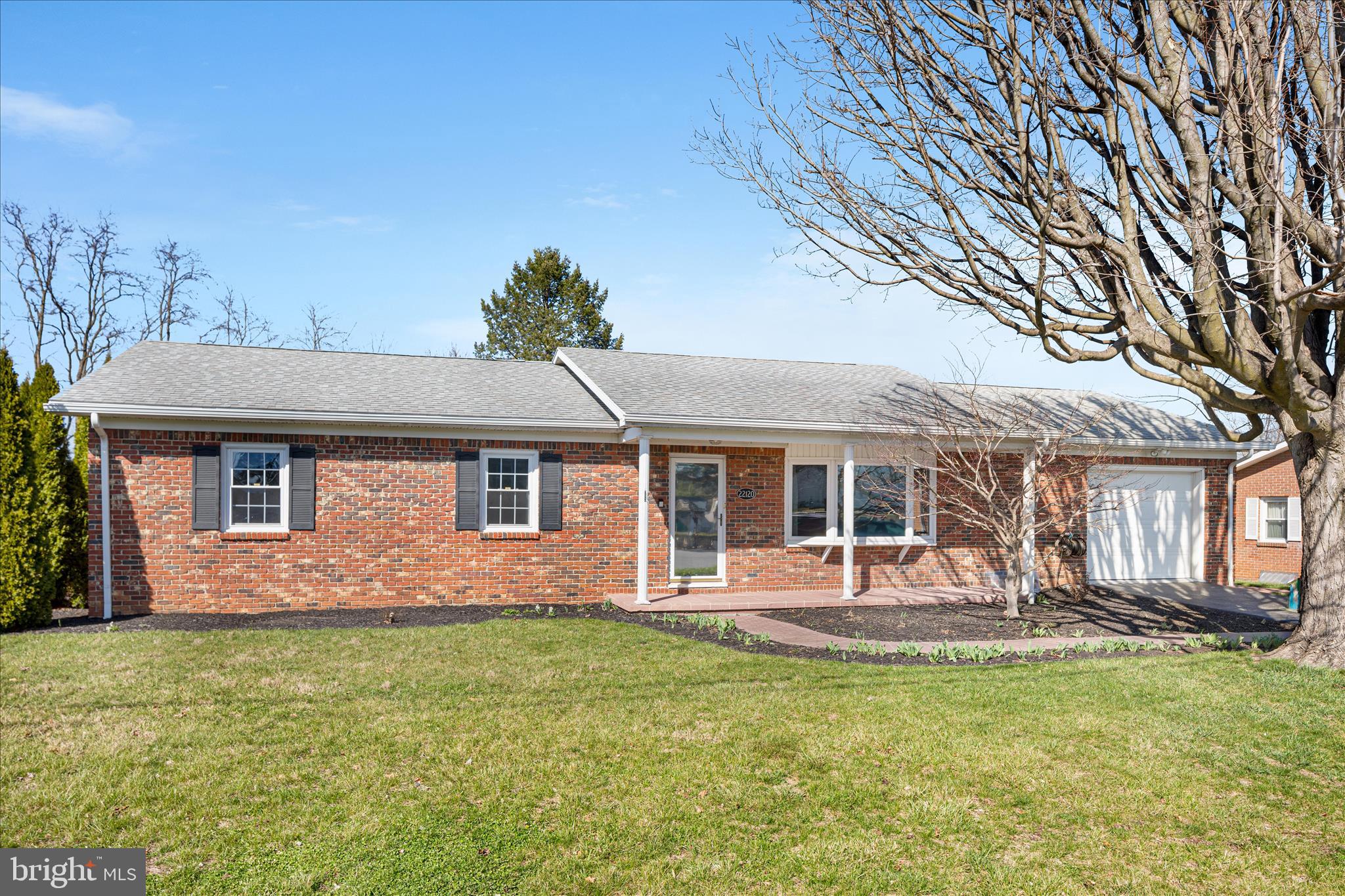 HOLIDAY ACRES - Residential