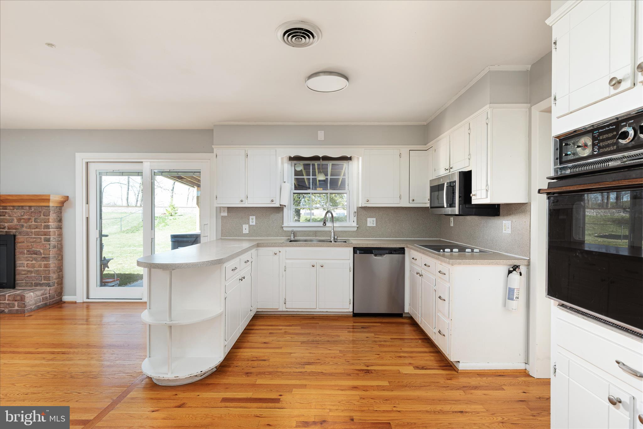 HOLIDAY ACRES - Residential