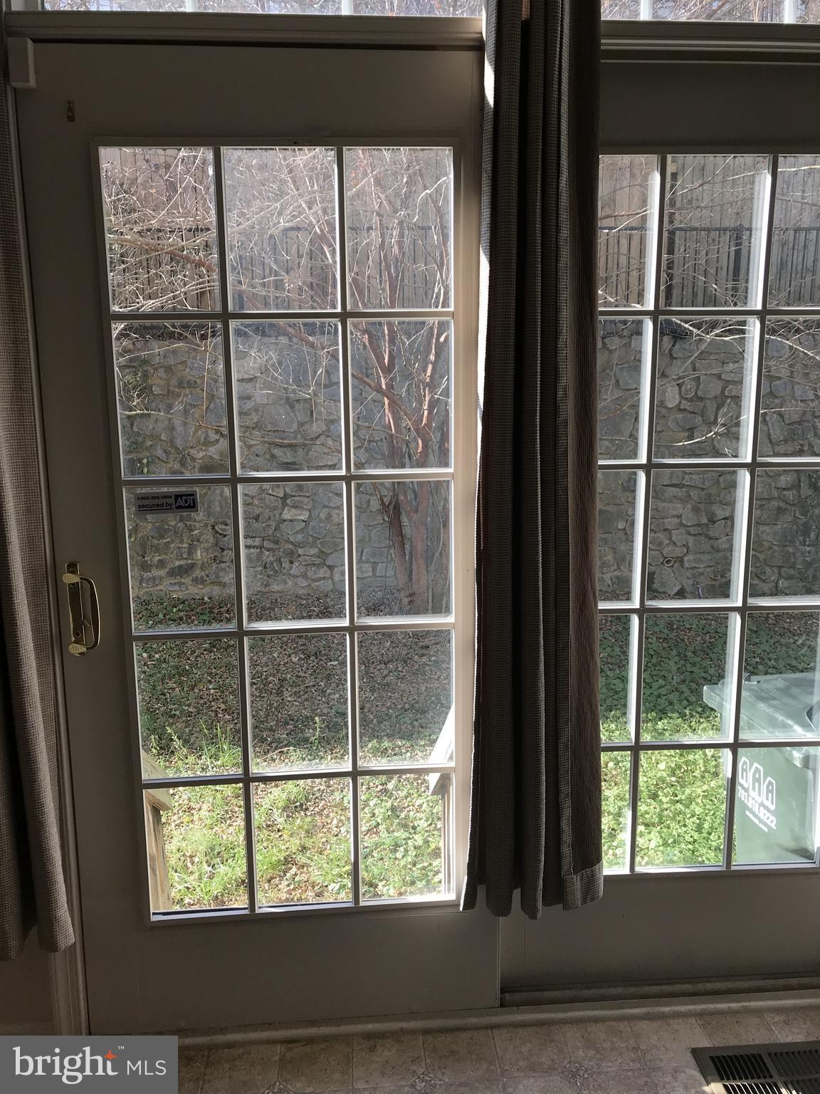 VILLAGE AT LORTON VALLEY - Residential Lease