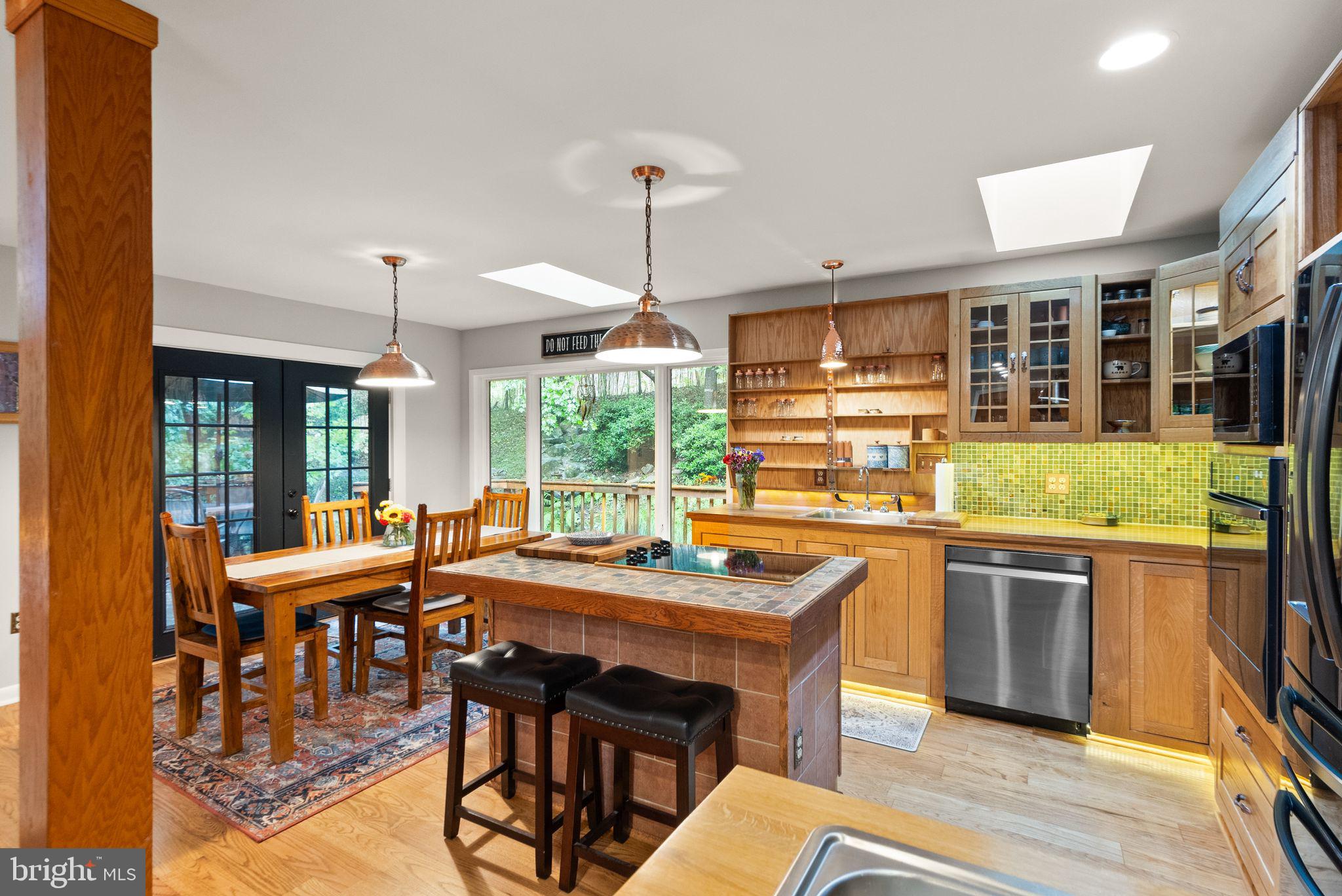 NORTH RED OAK (WEST) - Residential