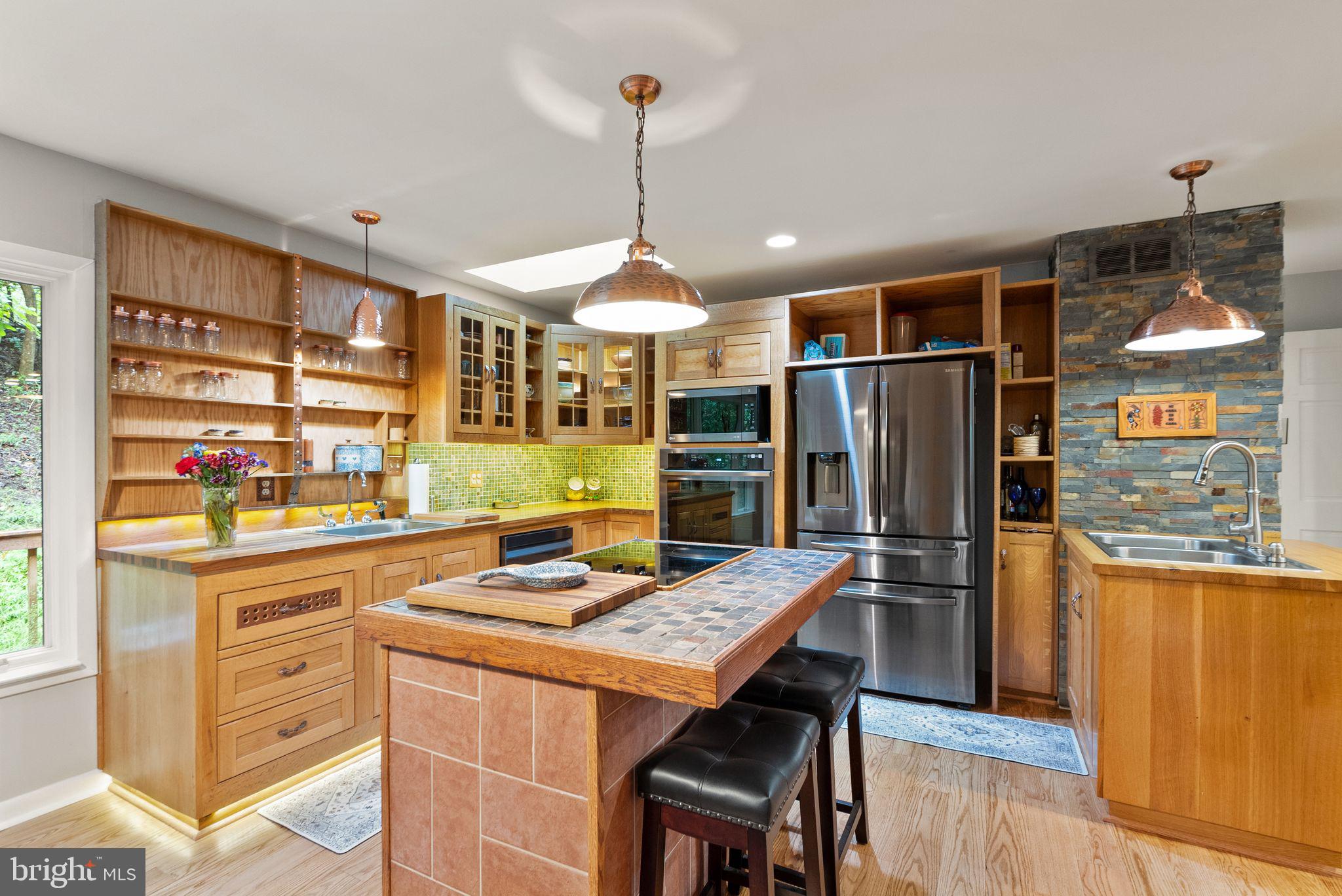 NORTH RED OAK (WEST) - Residential