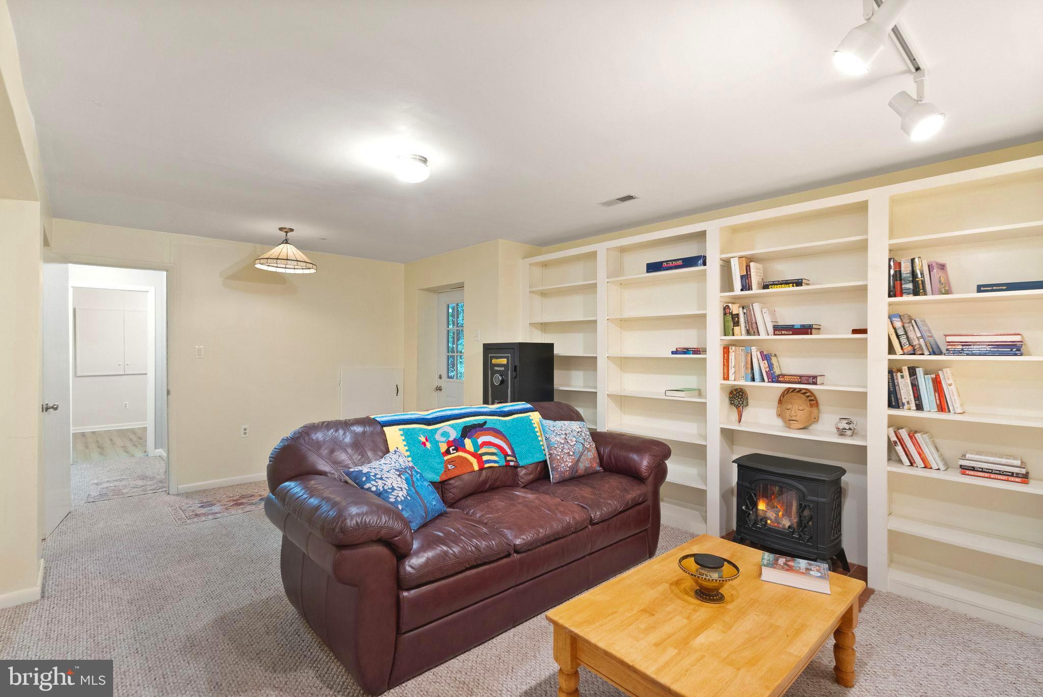 NORTH RED OAK (WEST) - Residential