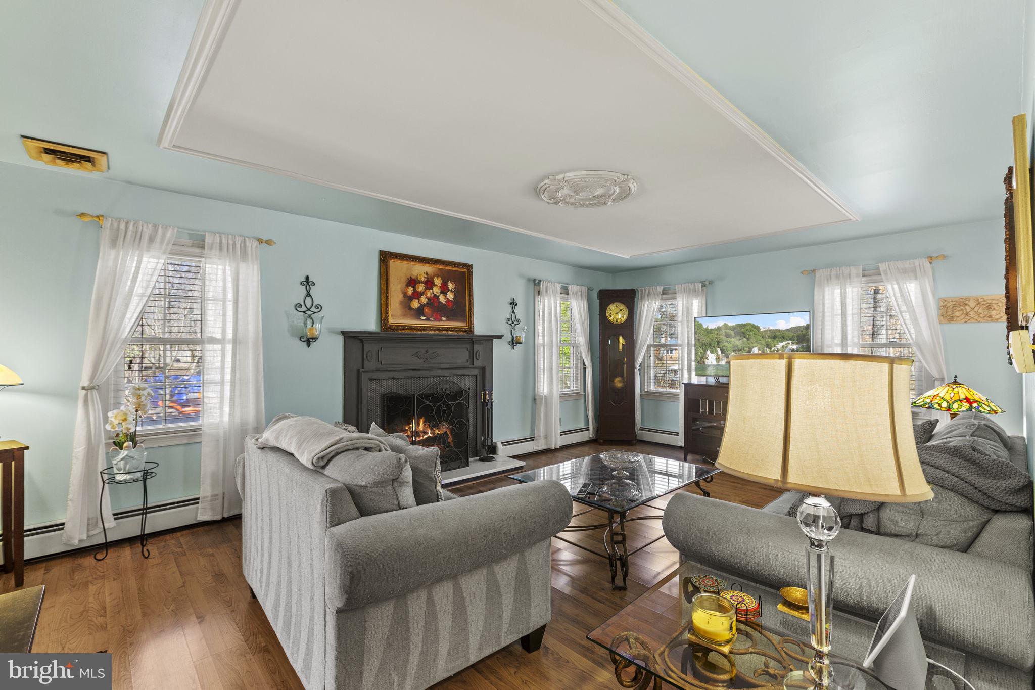 COLUMBIA PARK - Residential