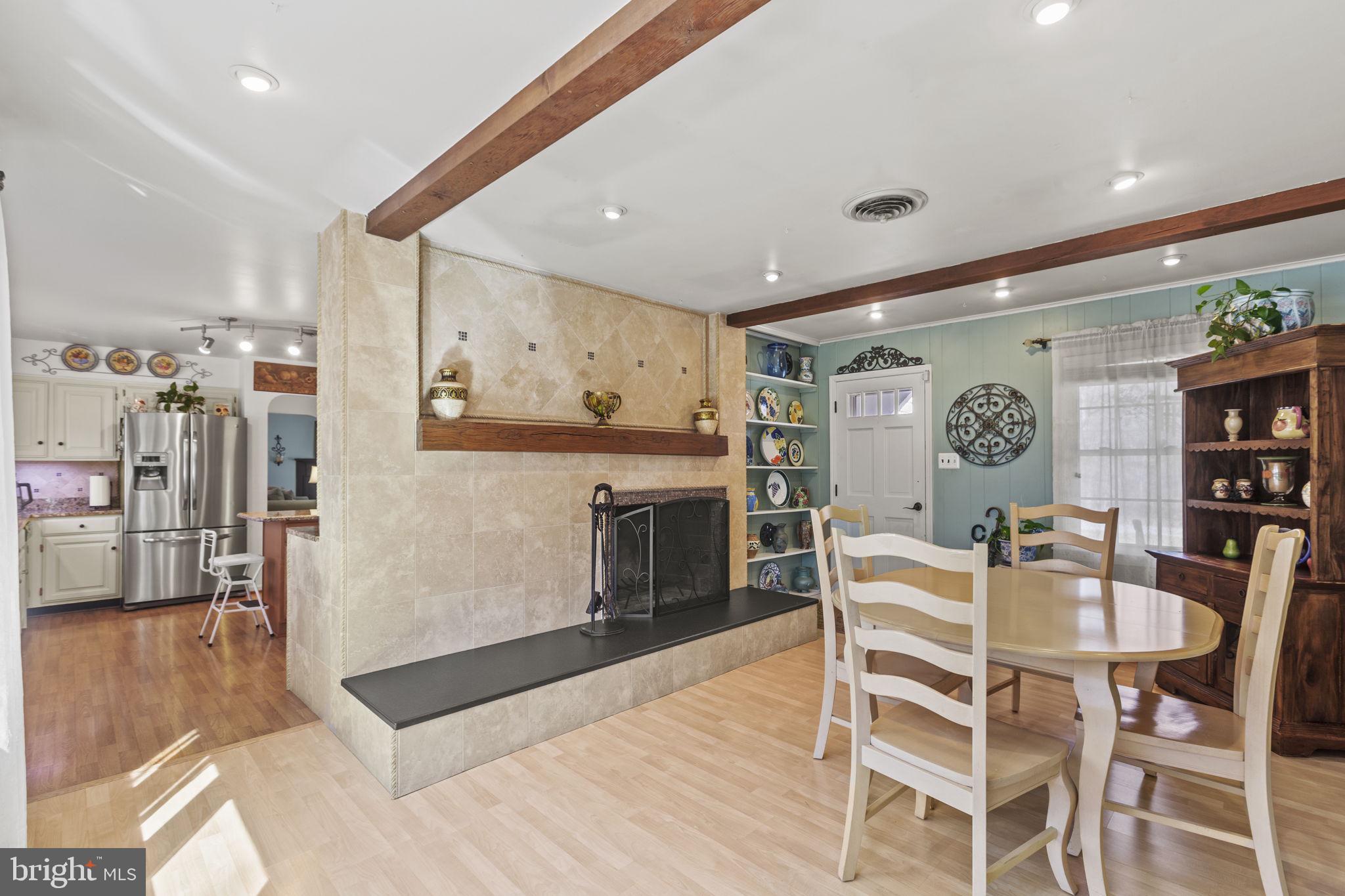 COLUMBIA PARK - Residential