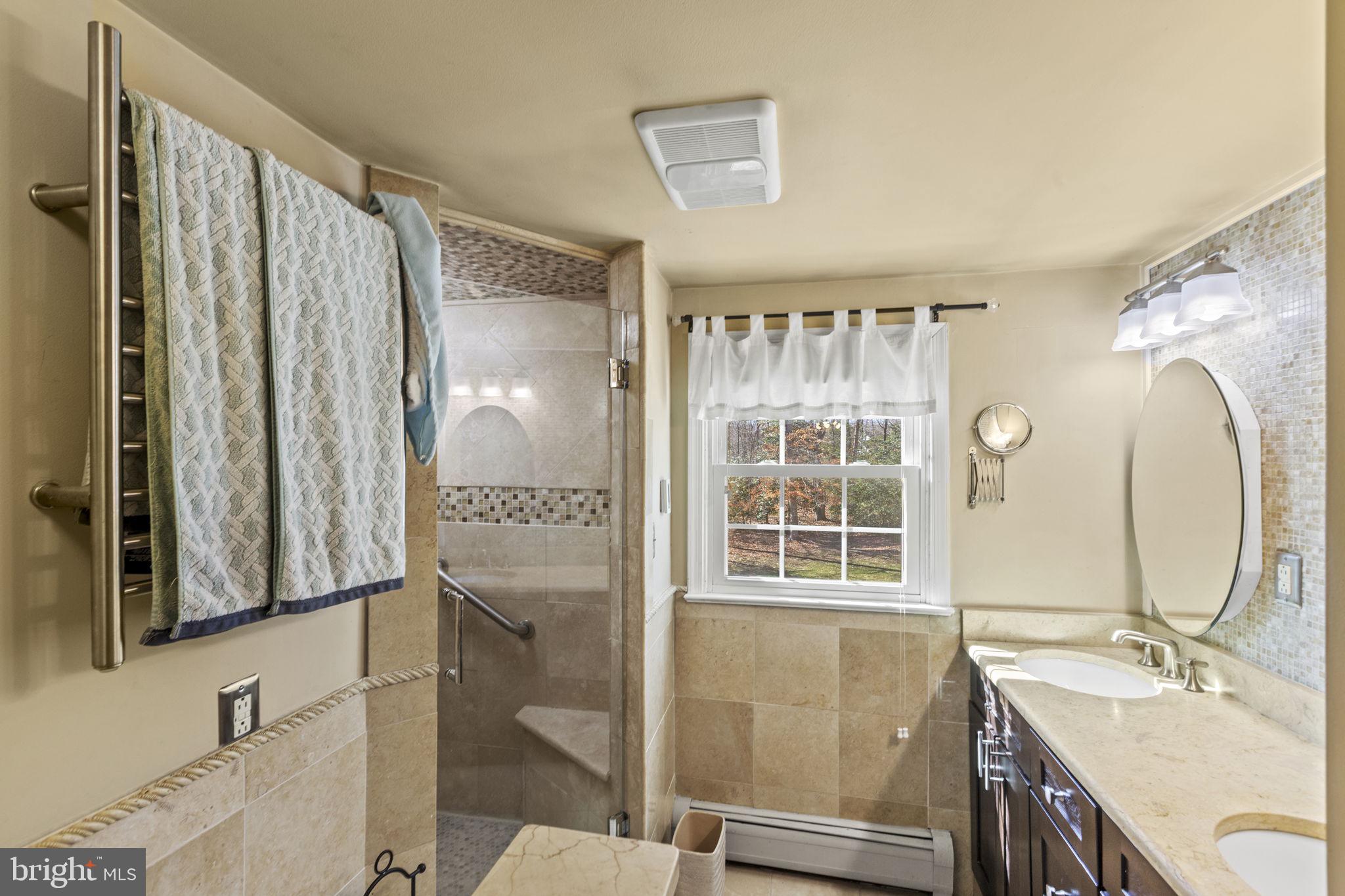 COLUMBIA PARK - Residential