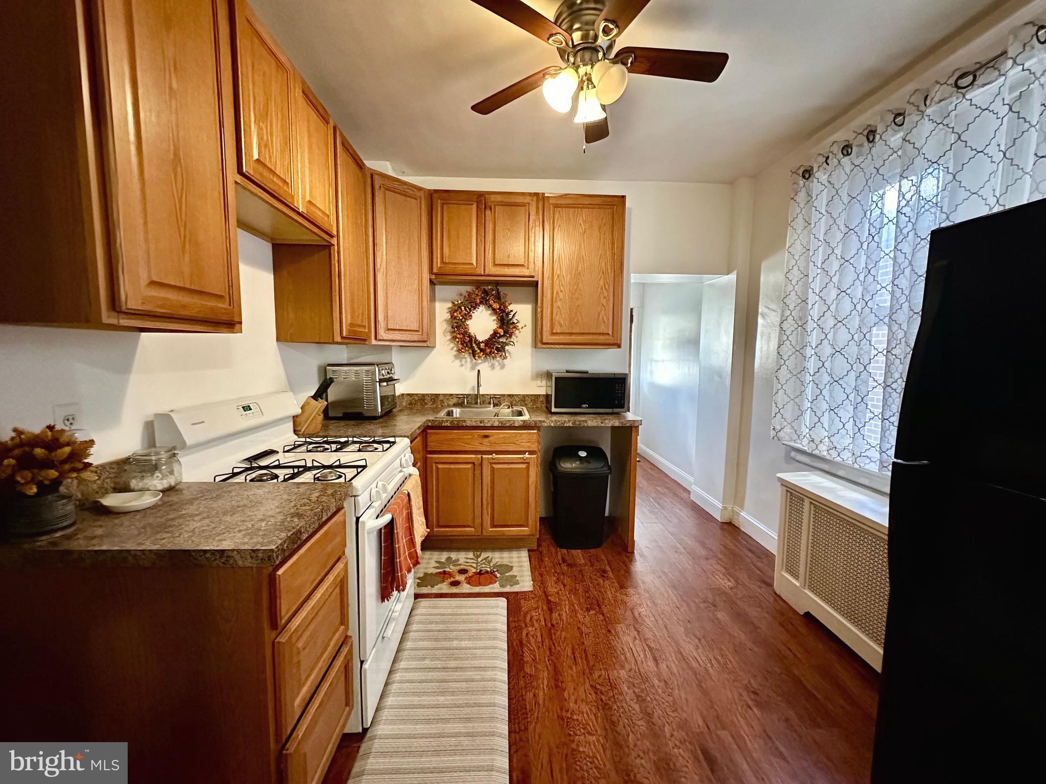 PORT RICHMOND - Residential