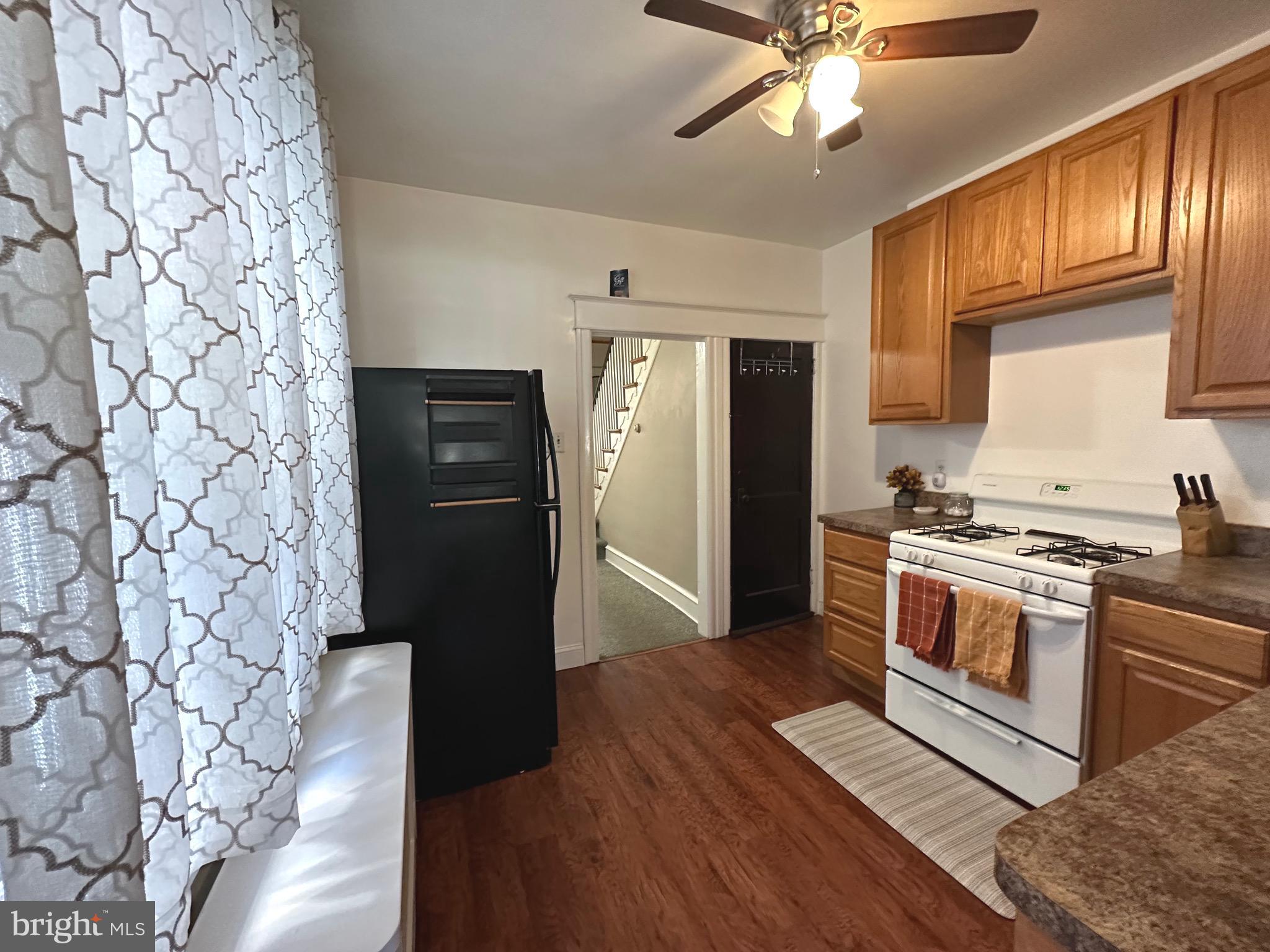 PORT RICHMOND - Residential