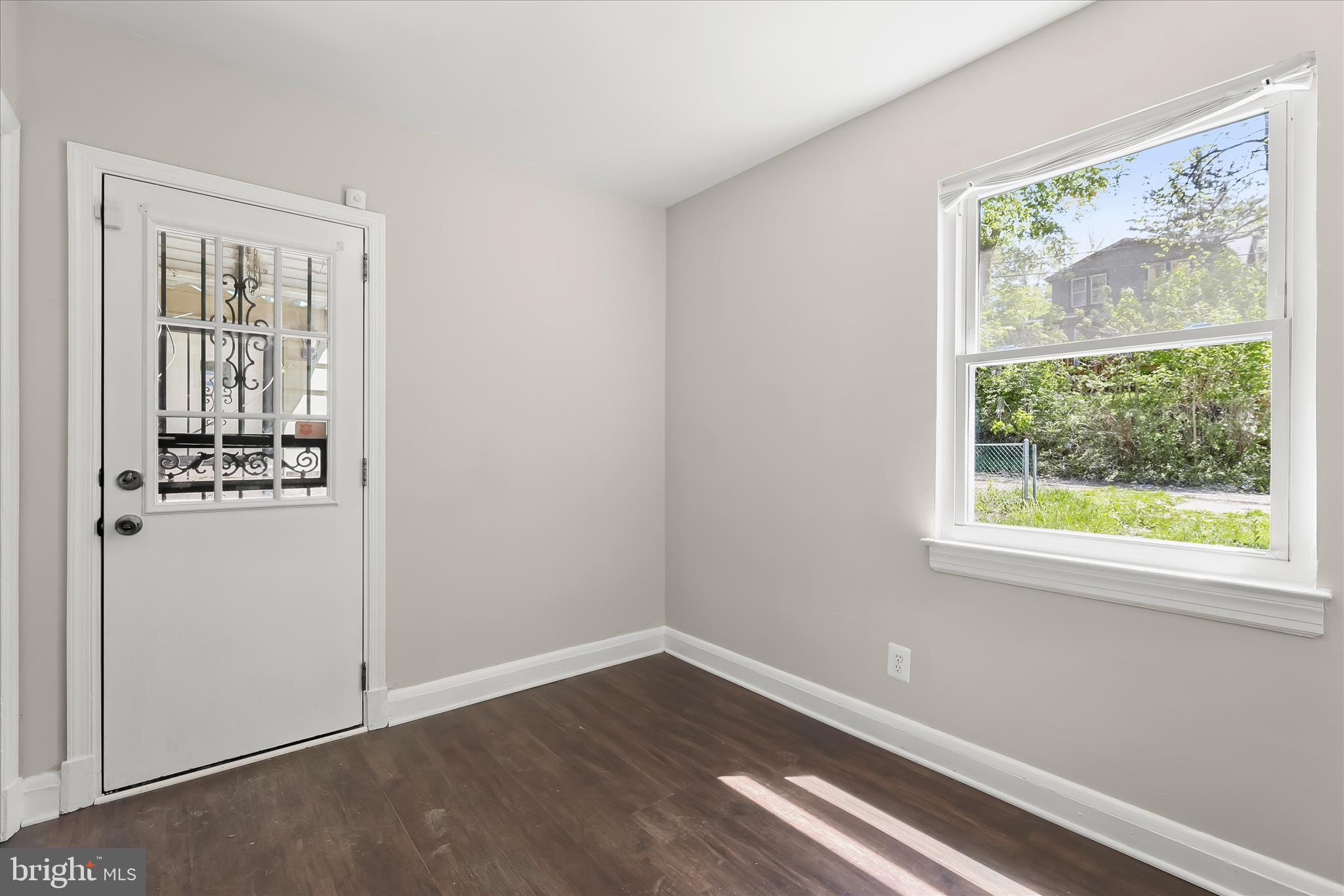 WINDSOR HILLS - Residential