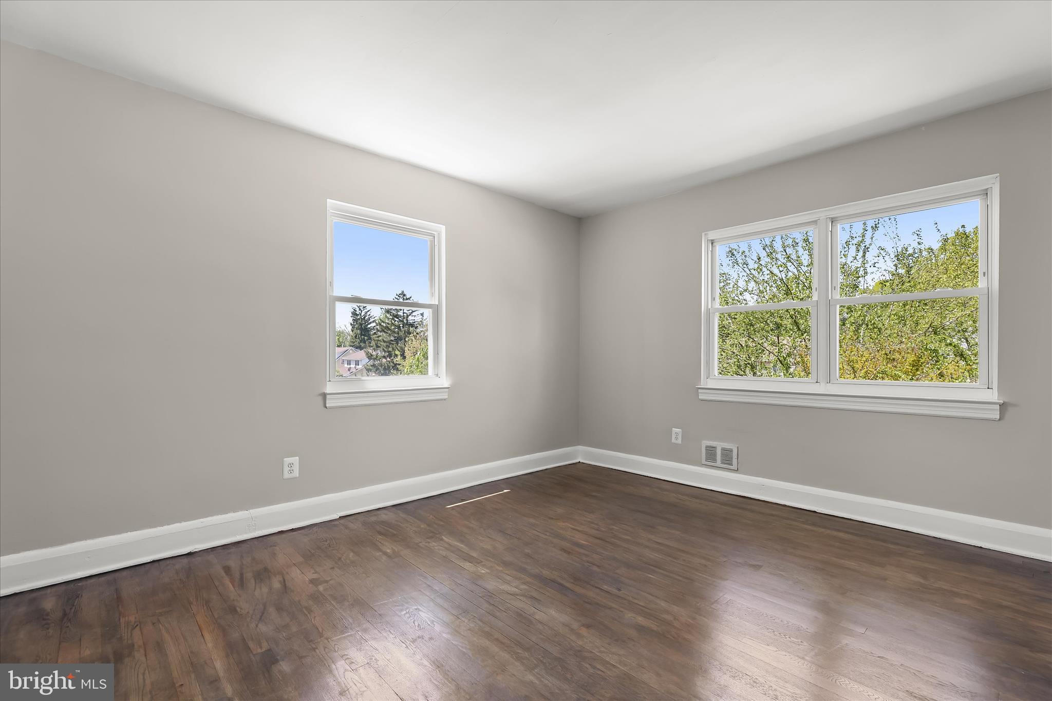 WINDSOR HILLS - Residential