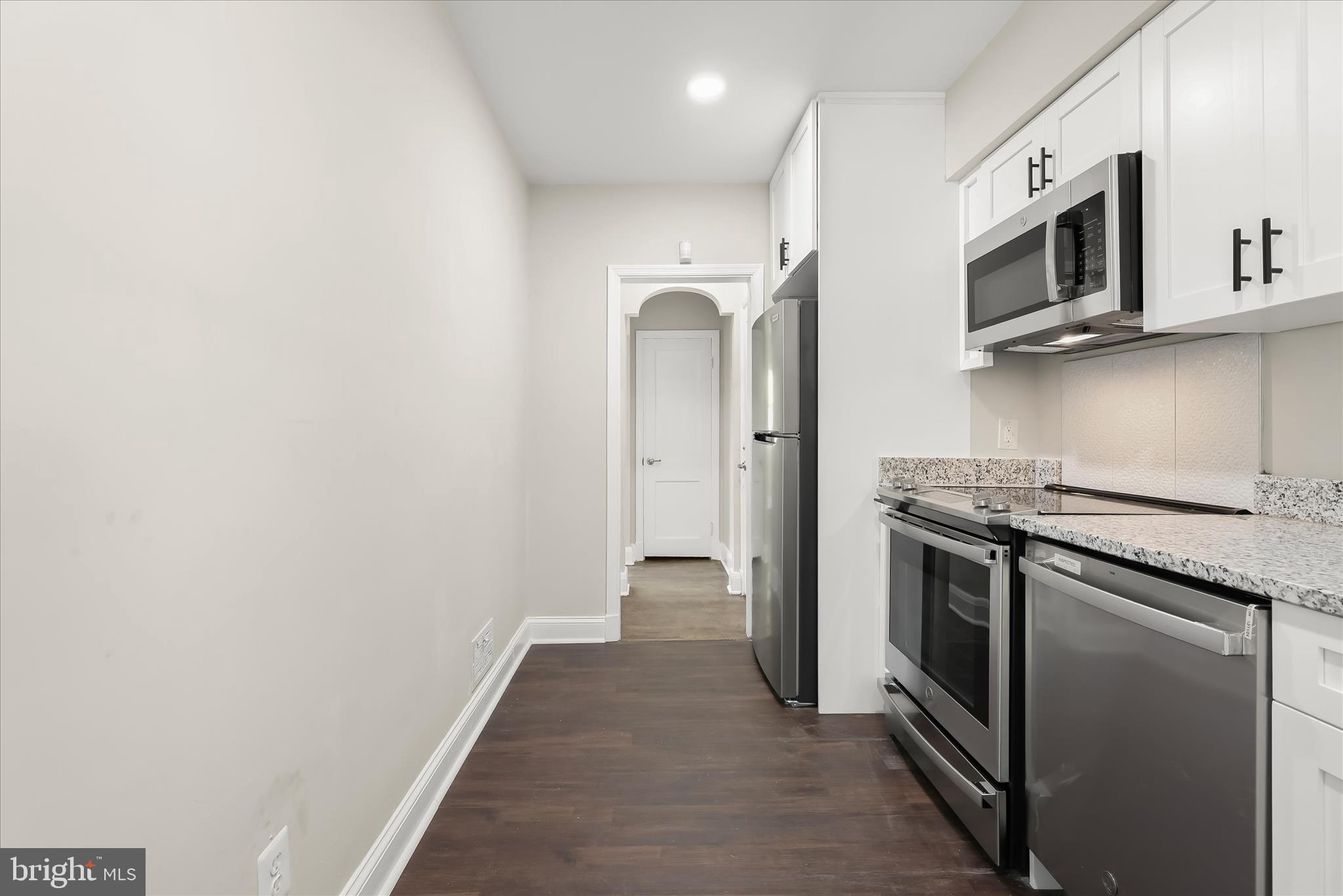 WINDSOR HILLS - Residential