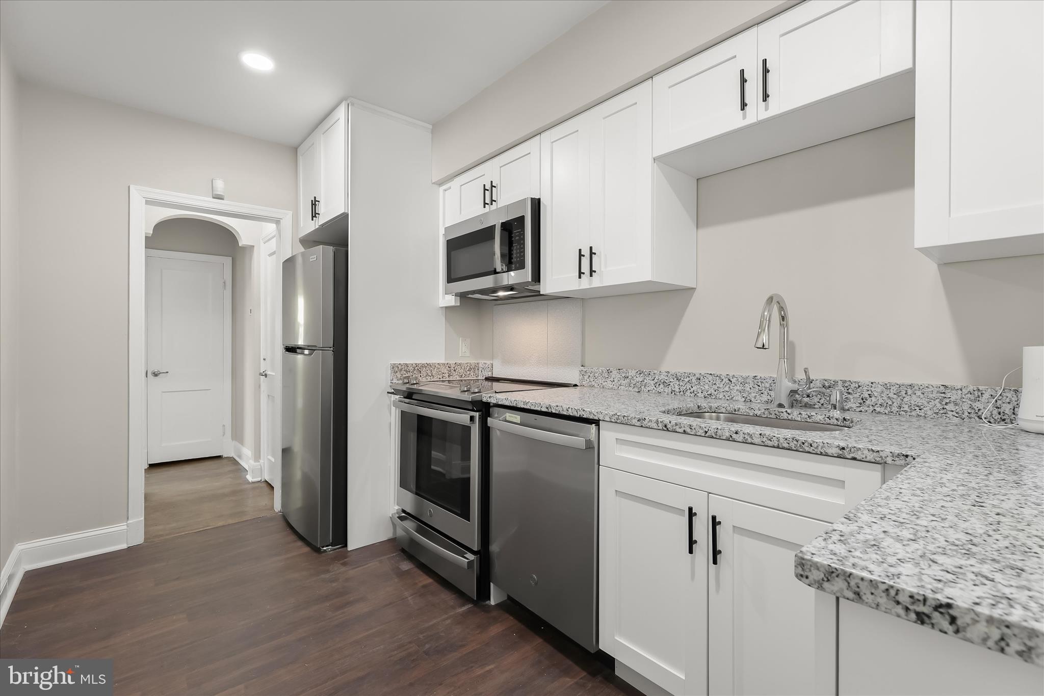 WINDSOR HILLS - Residential