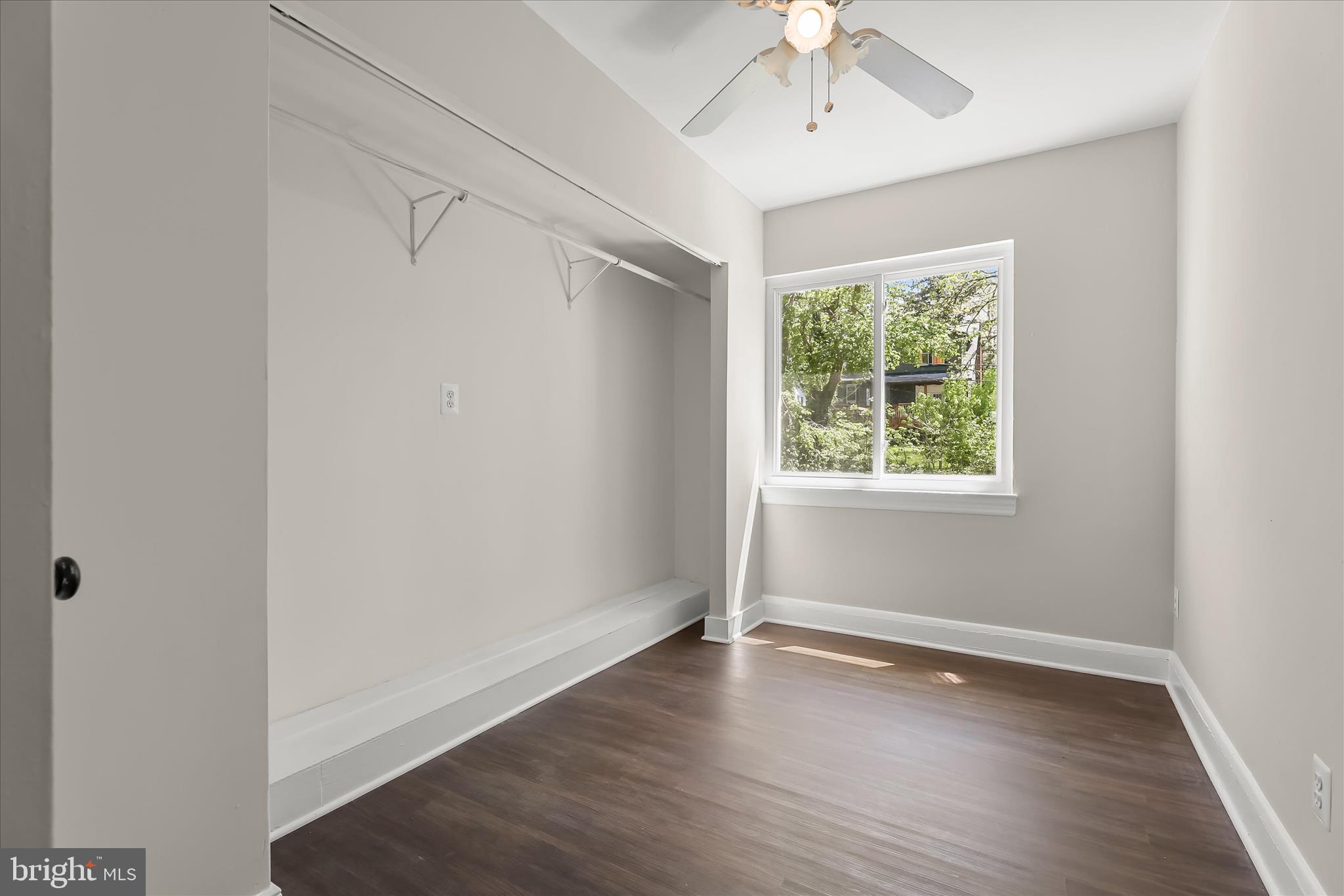 WINDSOR HILLS - Residential