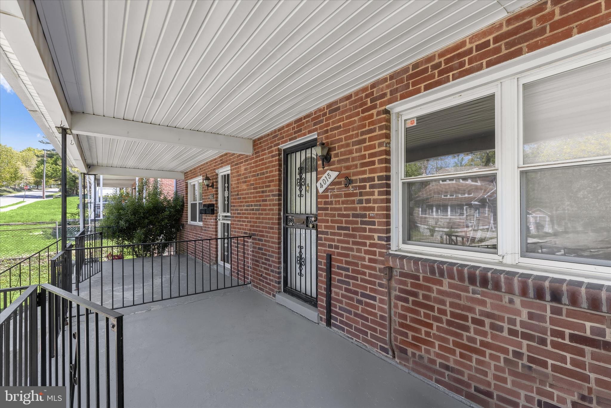 WINDSOR HILLS - Residential